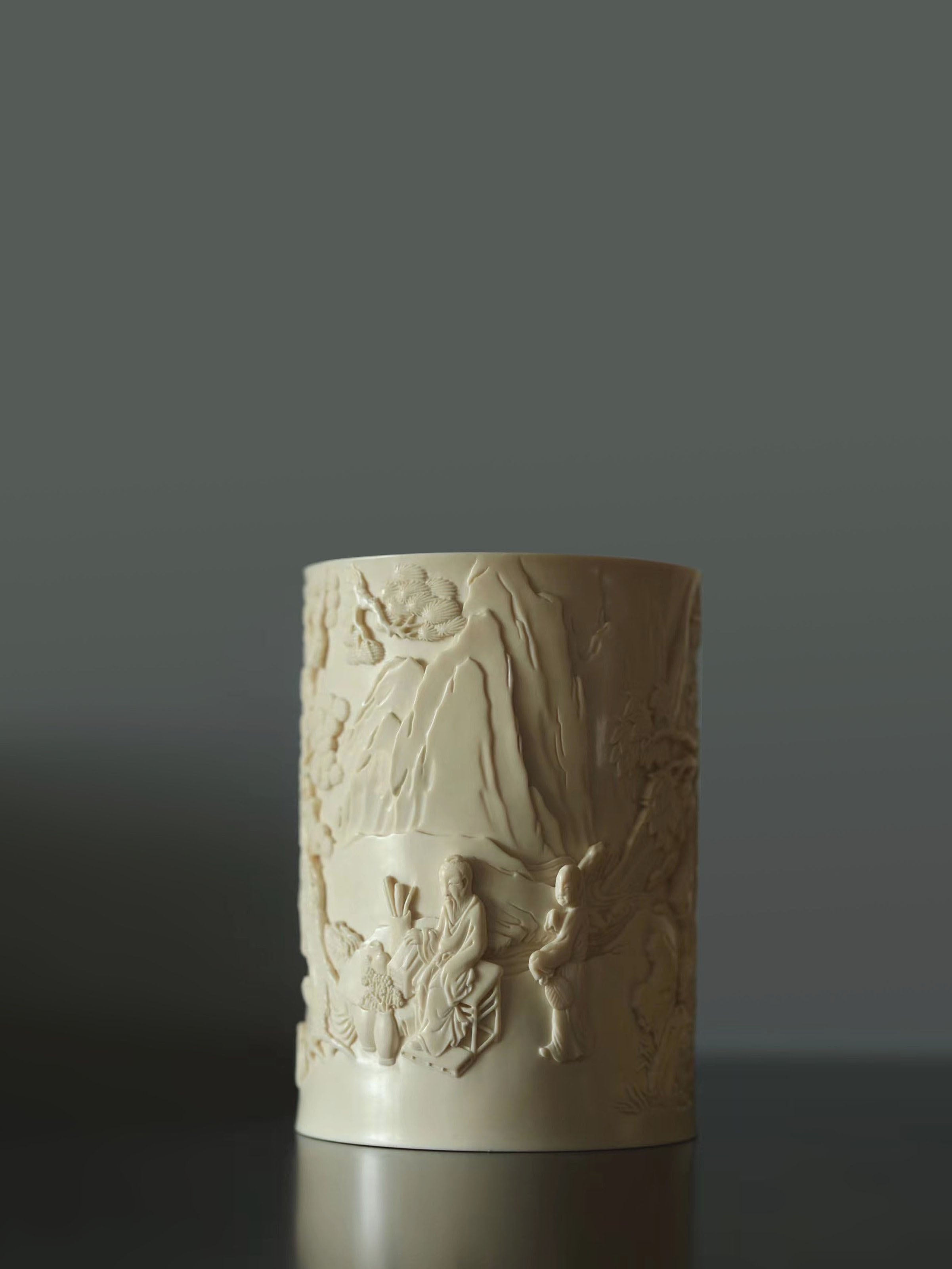 松下高士笔筒|万年猛犸