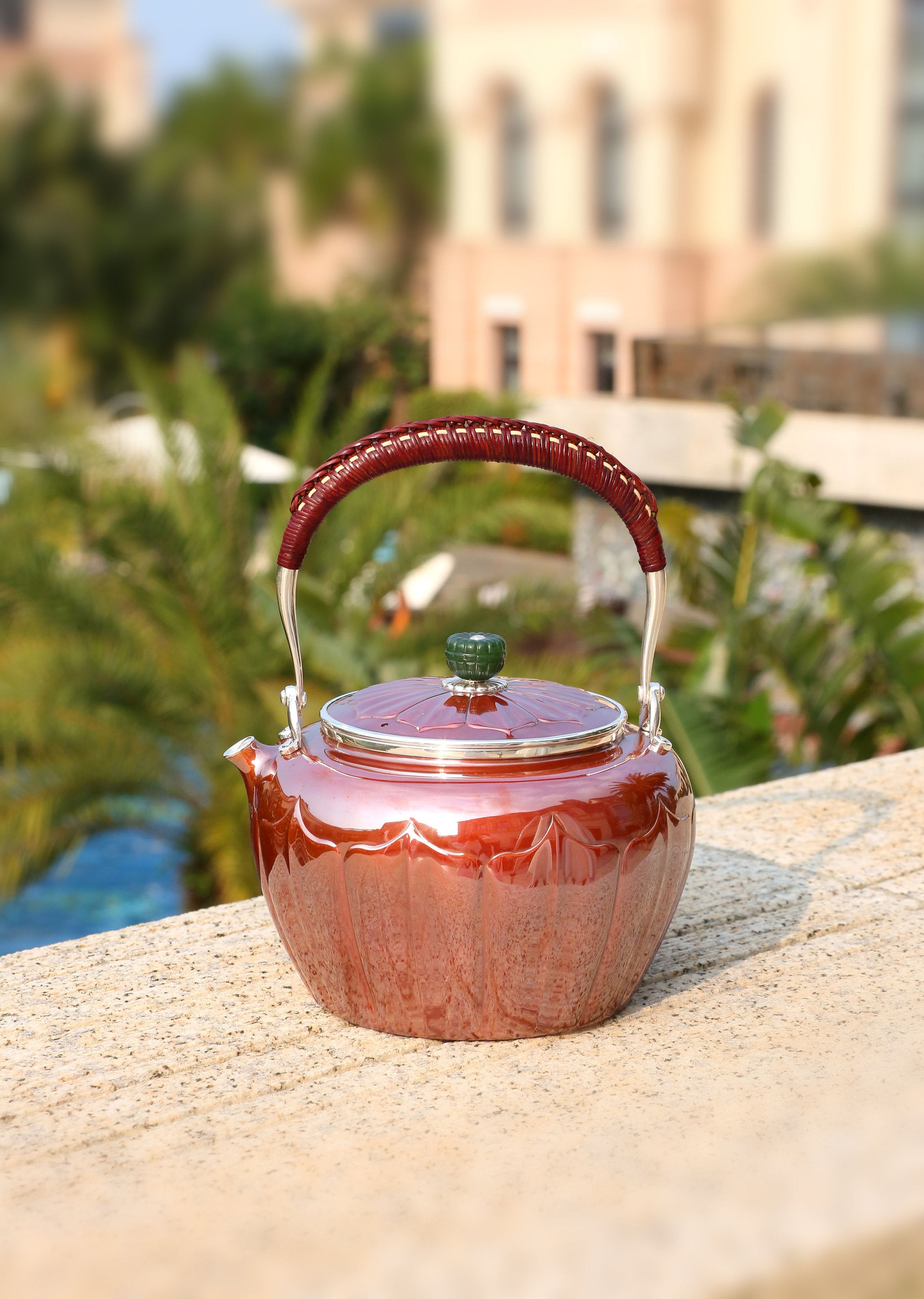 宋韻蓮瓣銅包銀銀壺