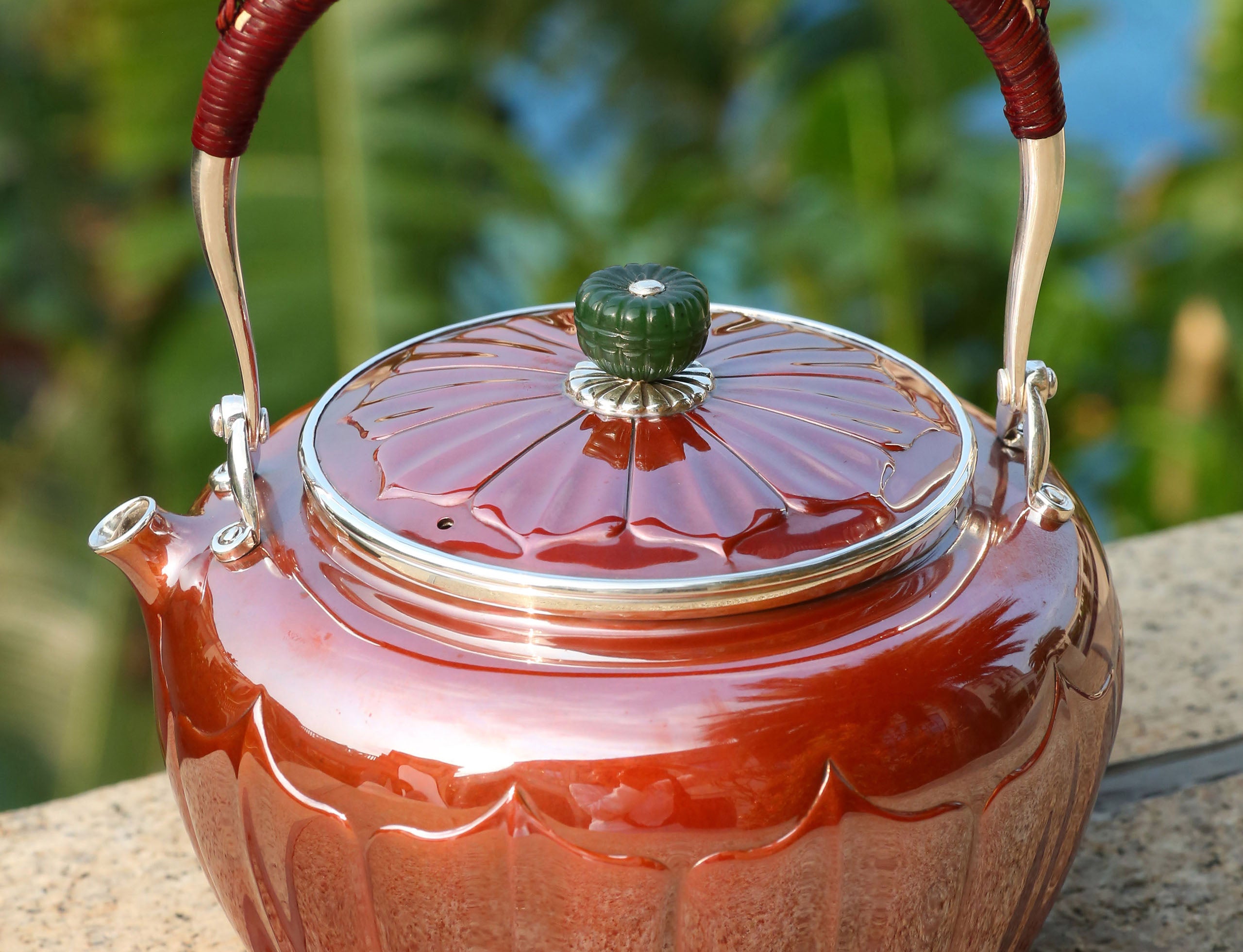 宋韻蓮瓣銅包銀銀壺