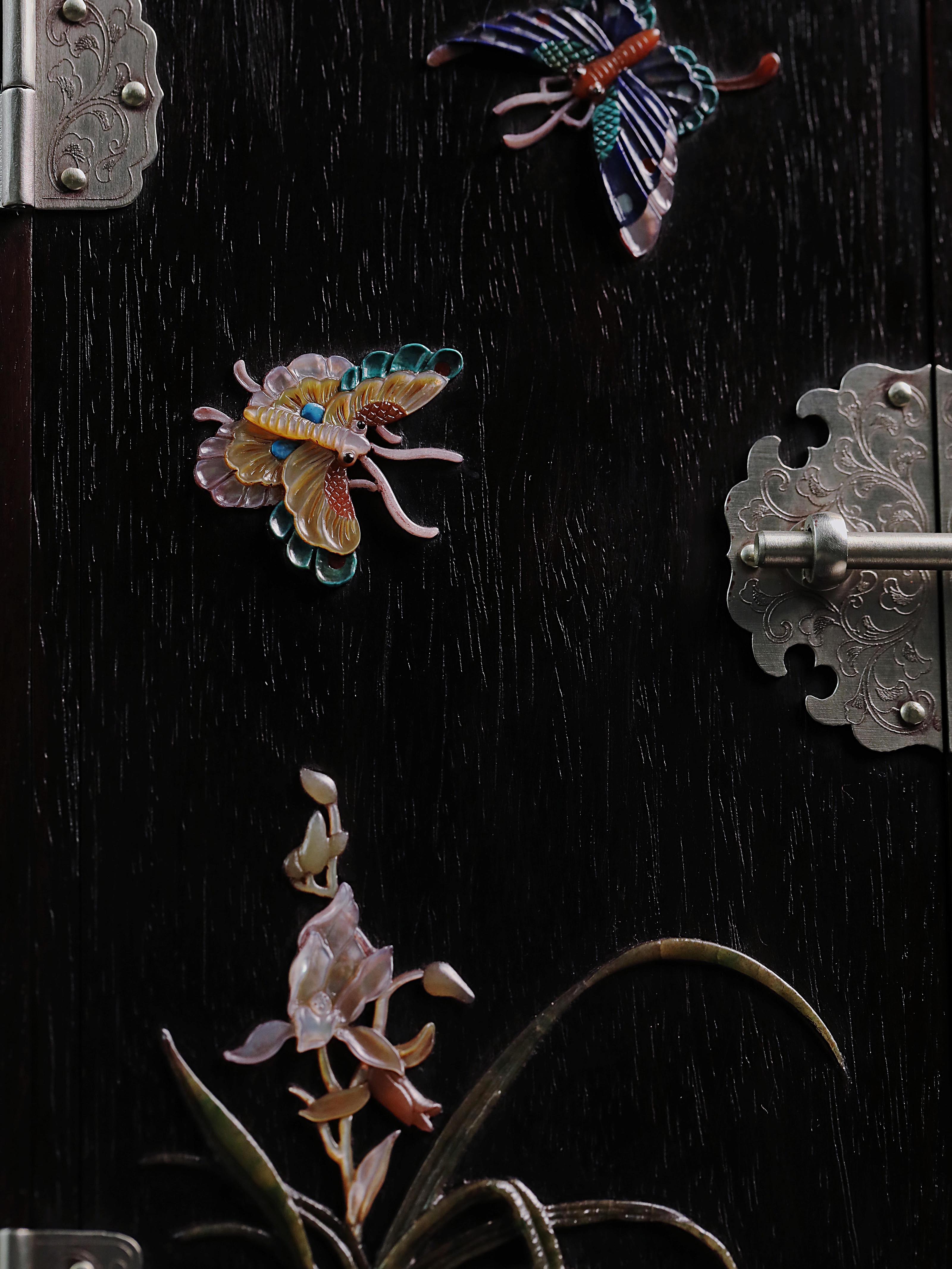 Rosewood inlaid tea cabinet