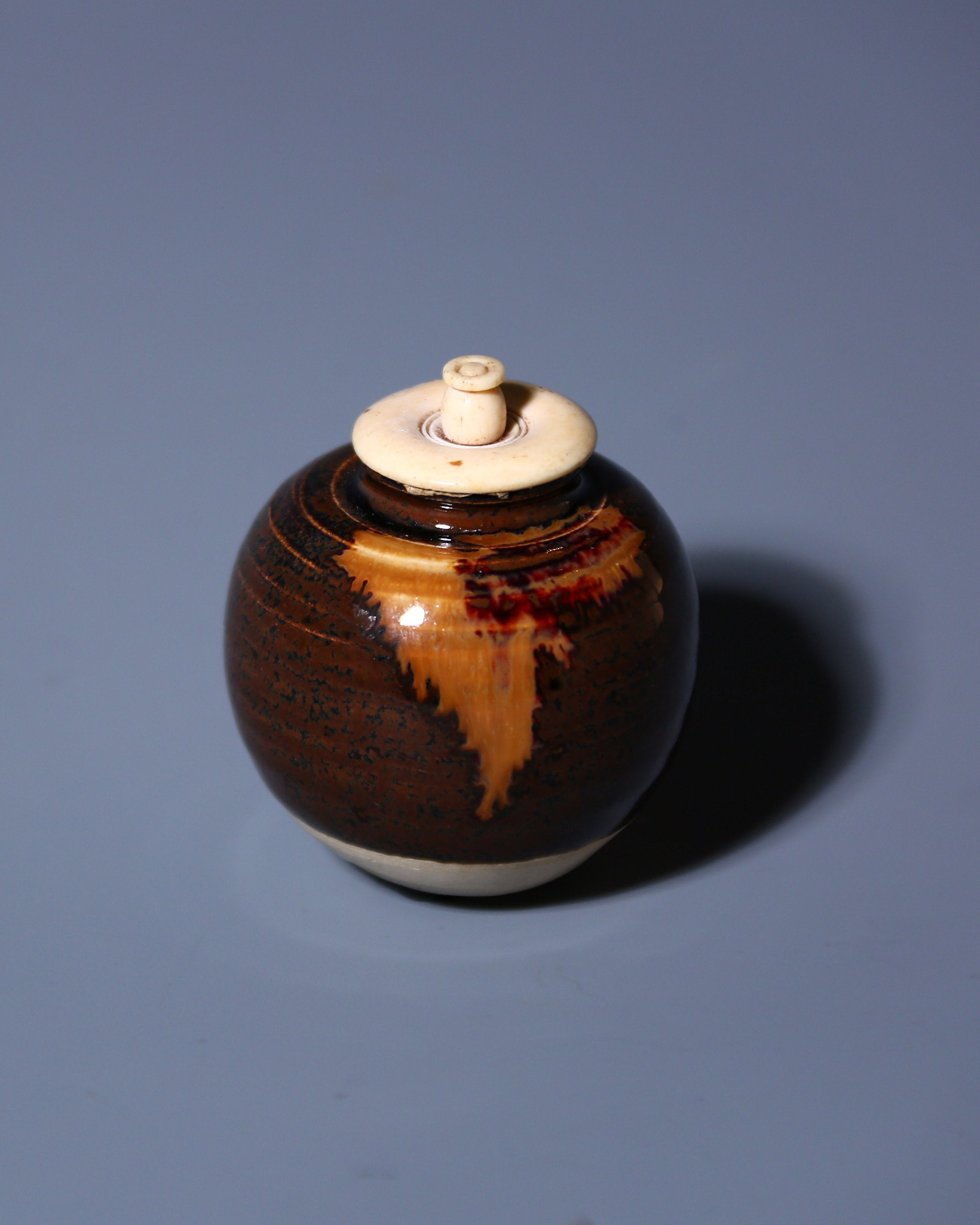 唐風—六面底銀壺