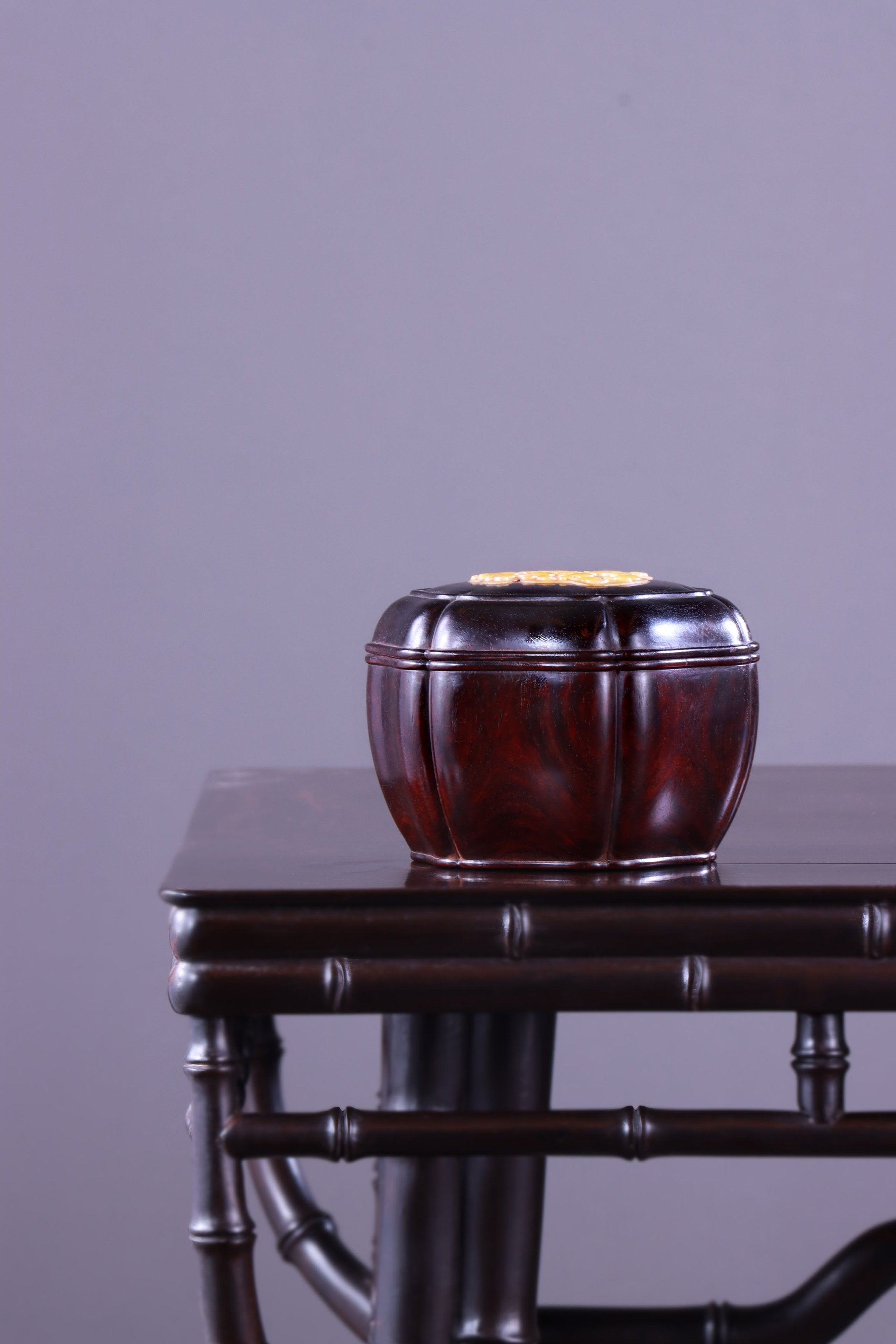 添福小叶紫檀葵口茶仓