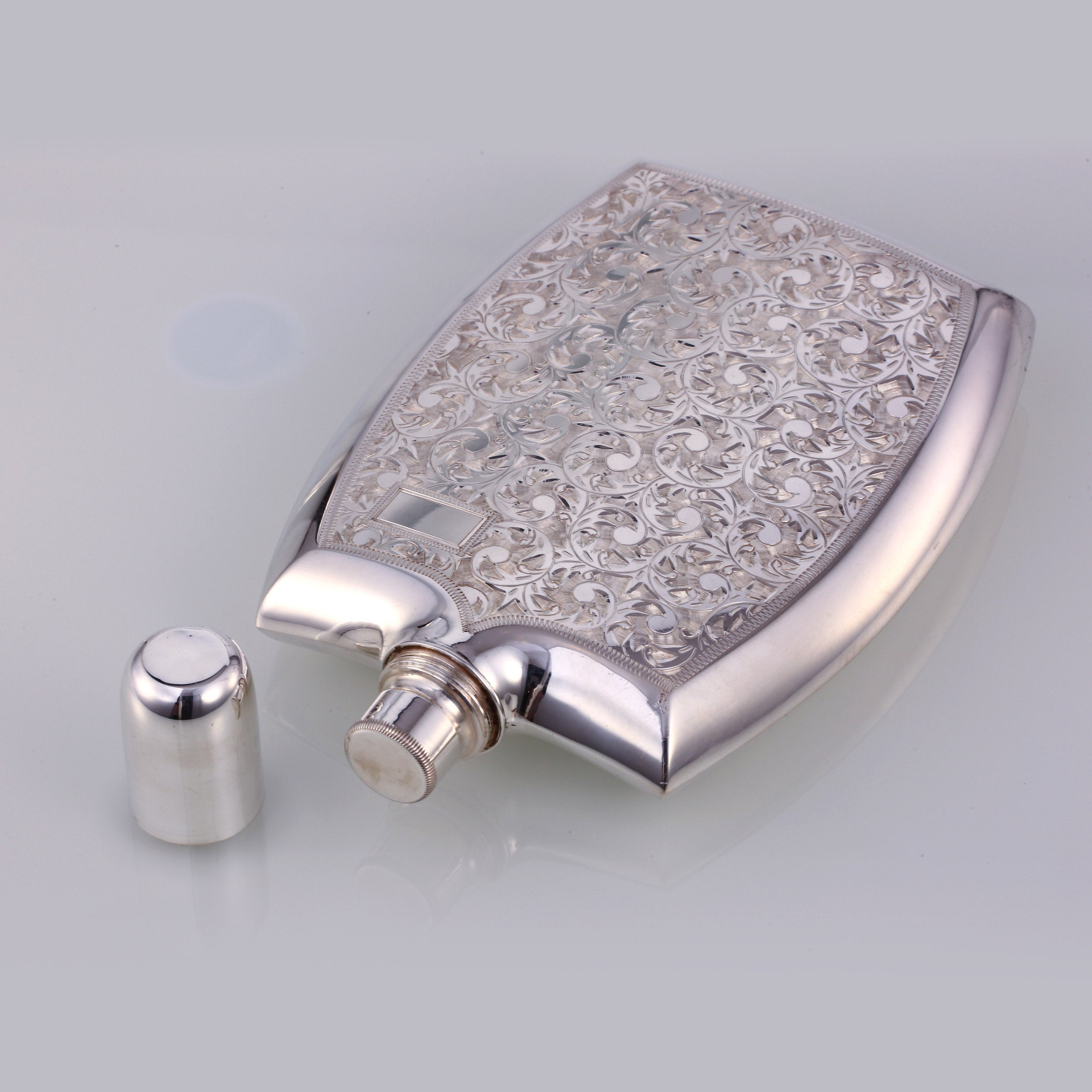 纯银古董剃雕酒壶