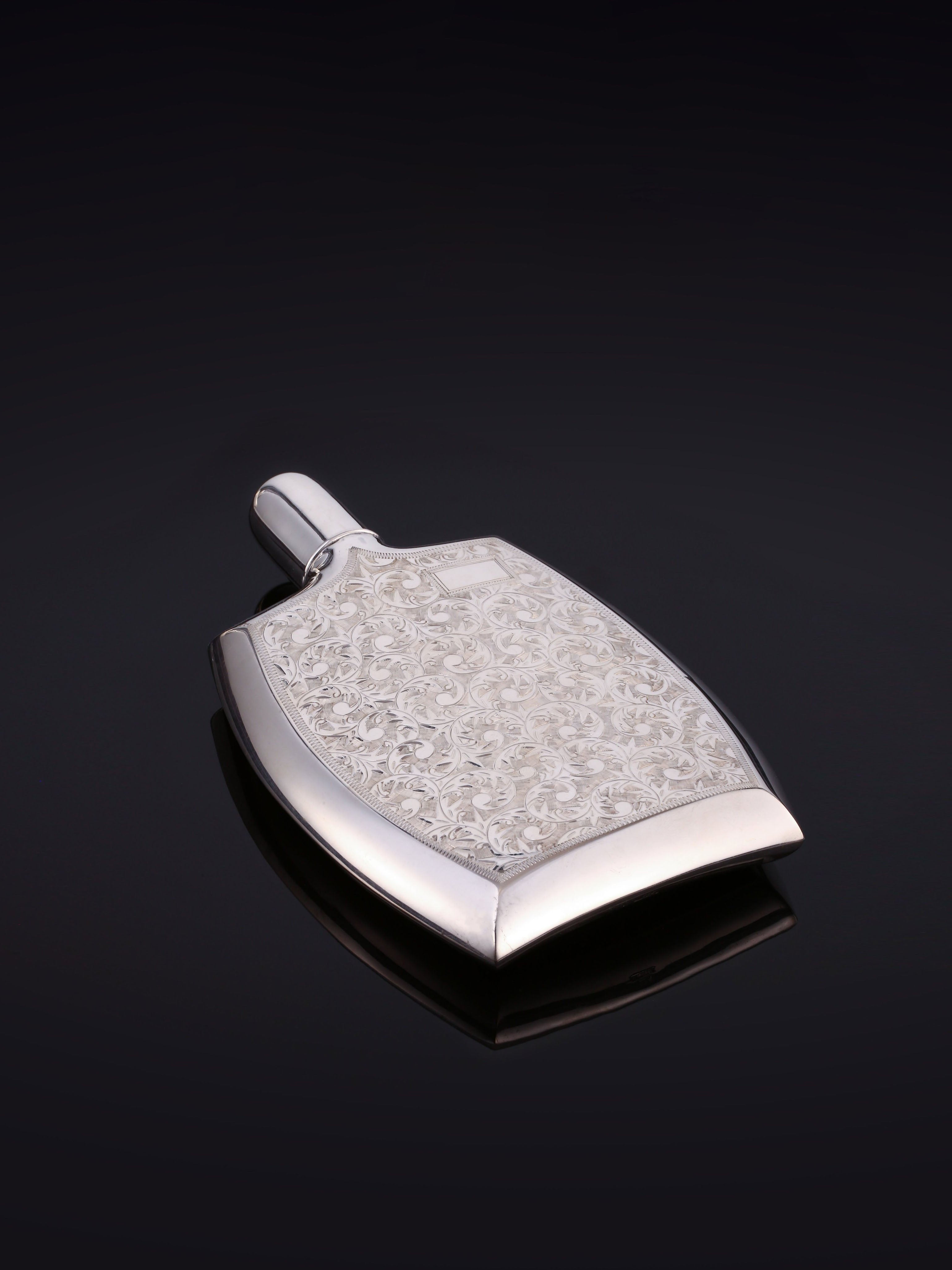 纯银古董剃雕酒壶