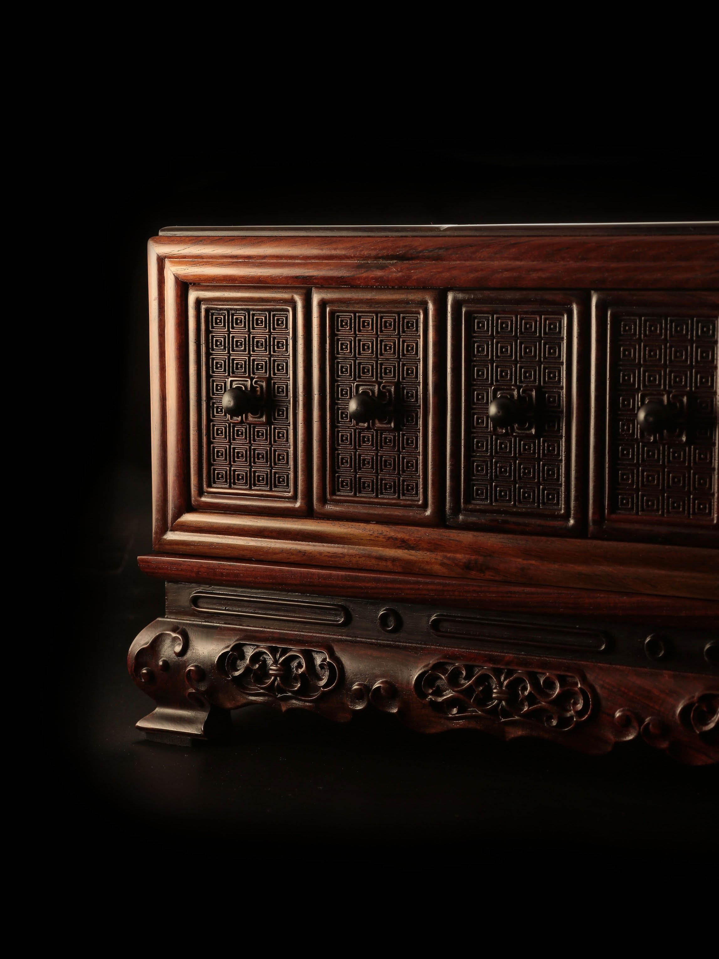 大雅堂万字纹洪福齐天赞比亚紫檀乾隆多宝盒