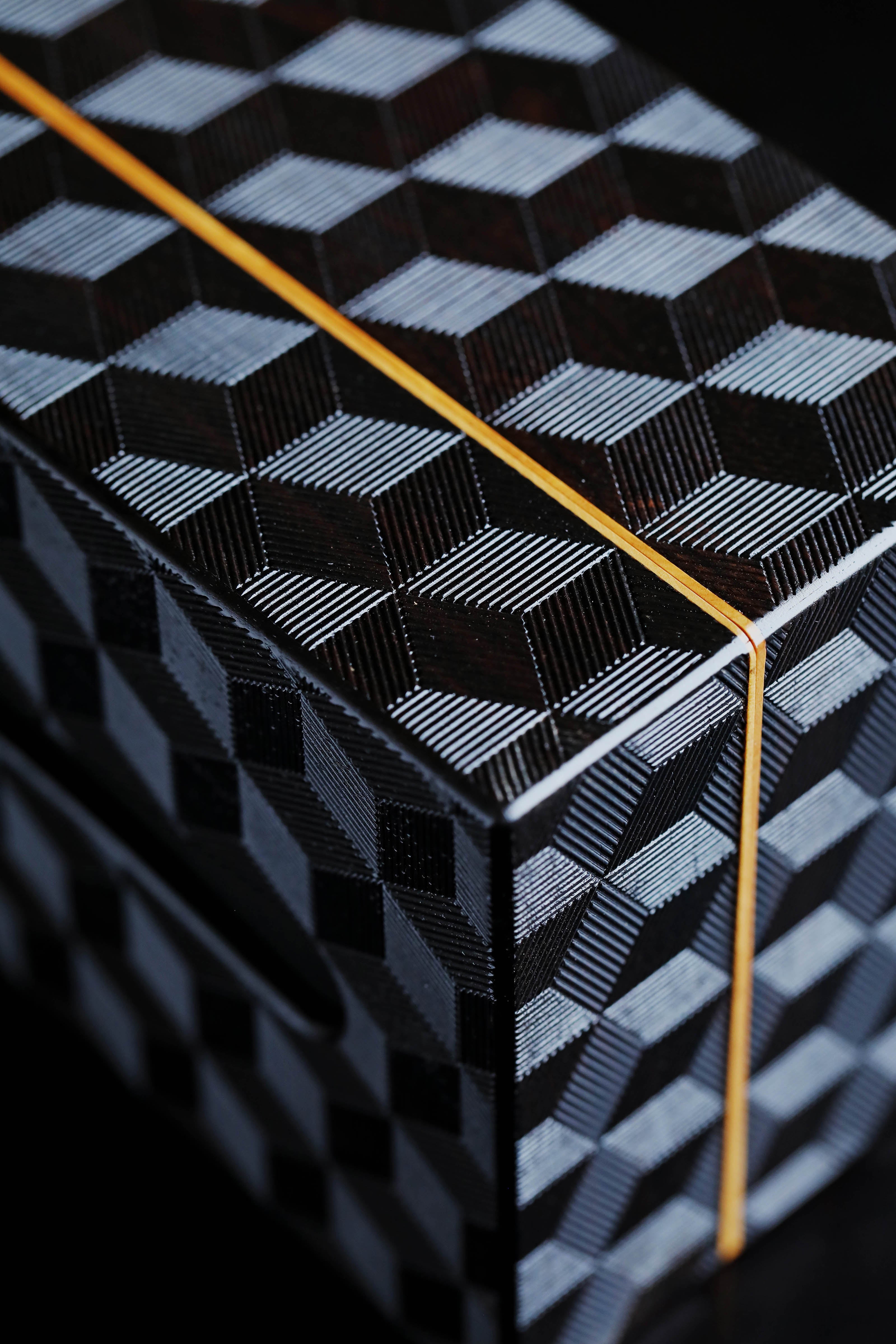 梅花纹/万字纹/雪花纹紫光檀纸巾盒