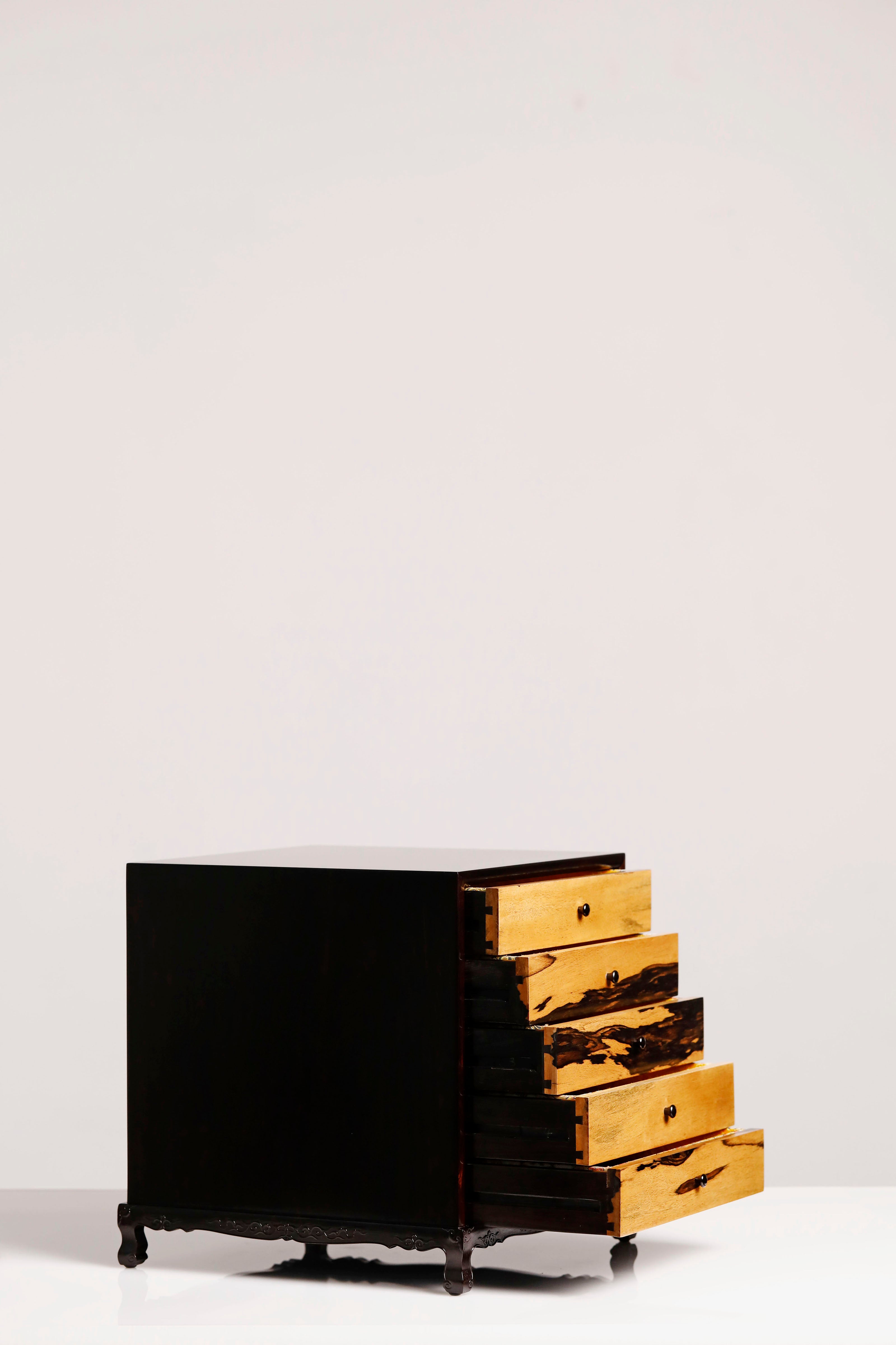 紫光檀黑白檀案上五斗茶边柜