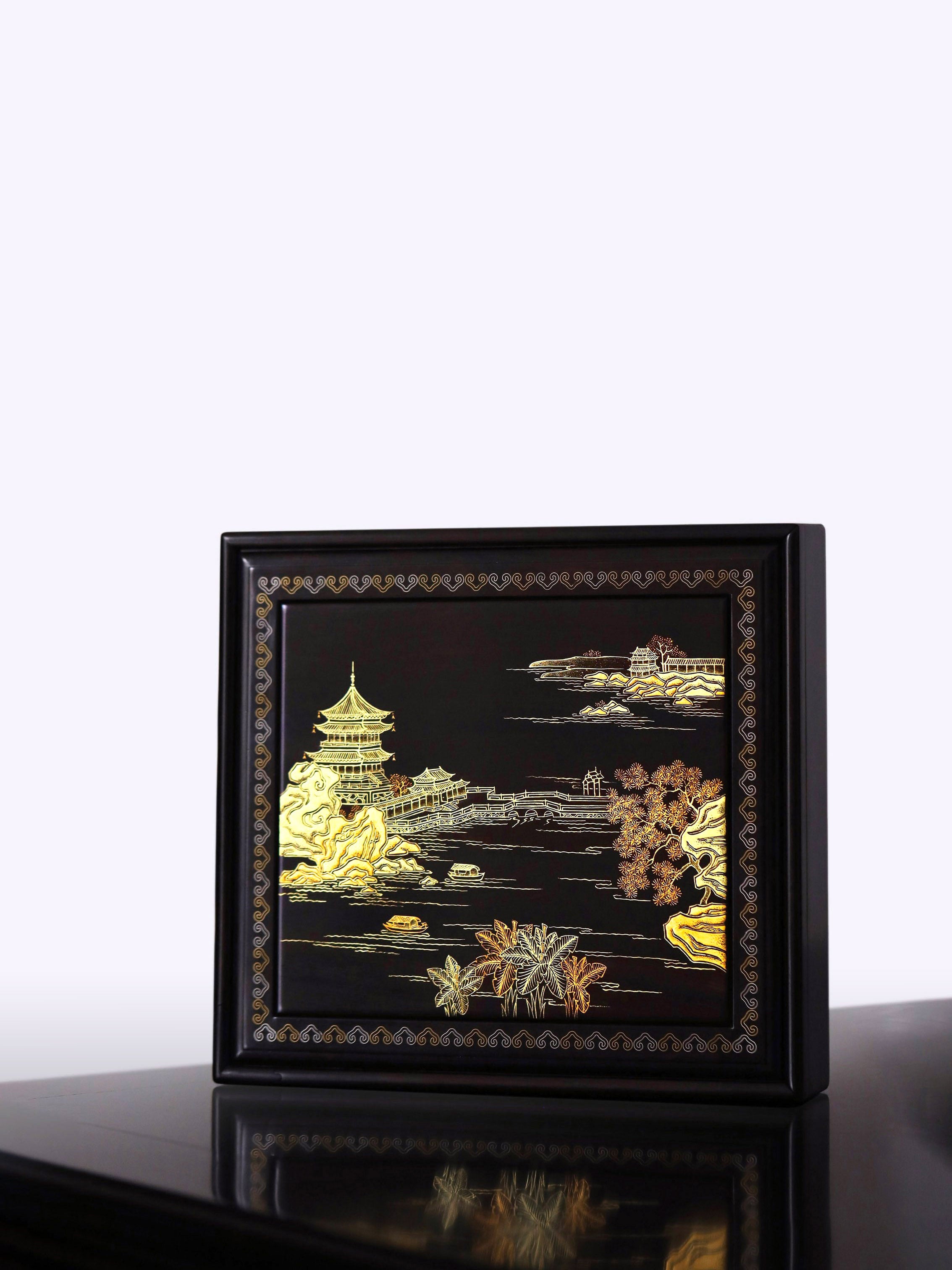 紫光檀仙閣圖/窠石平遠圖描金抽拉茶盒