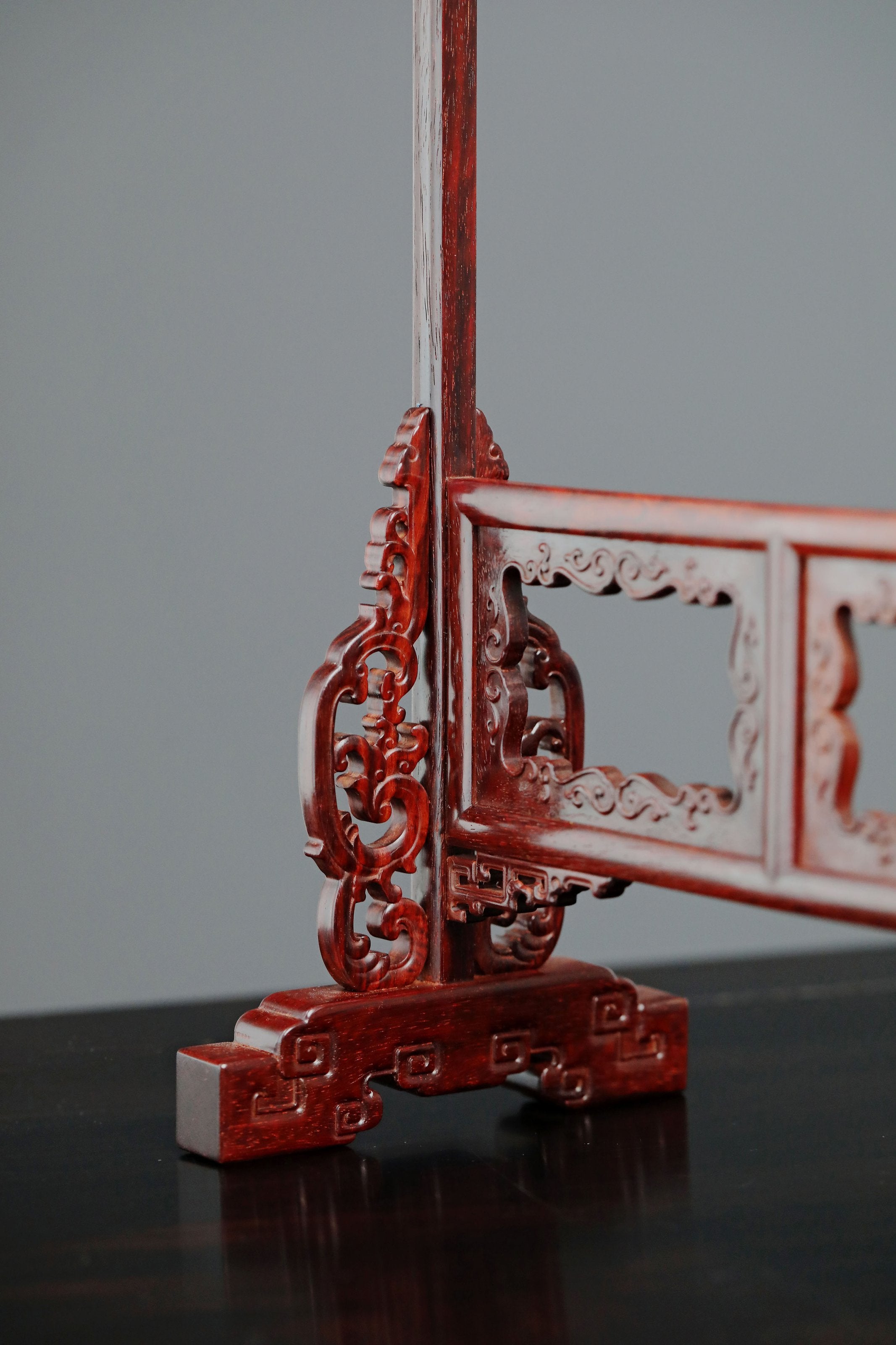 小叶紫檀 祥云纹笔架、笔挂