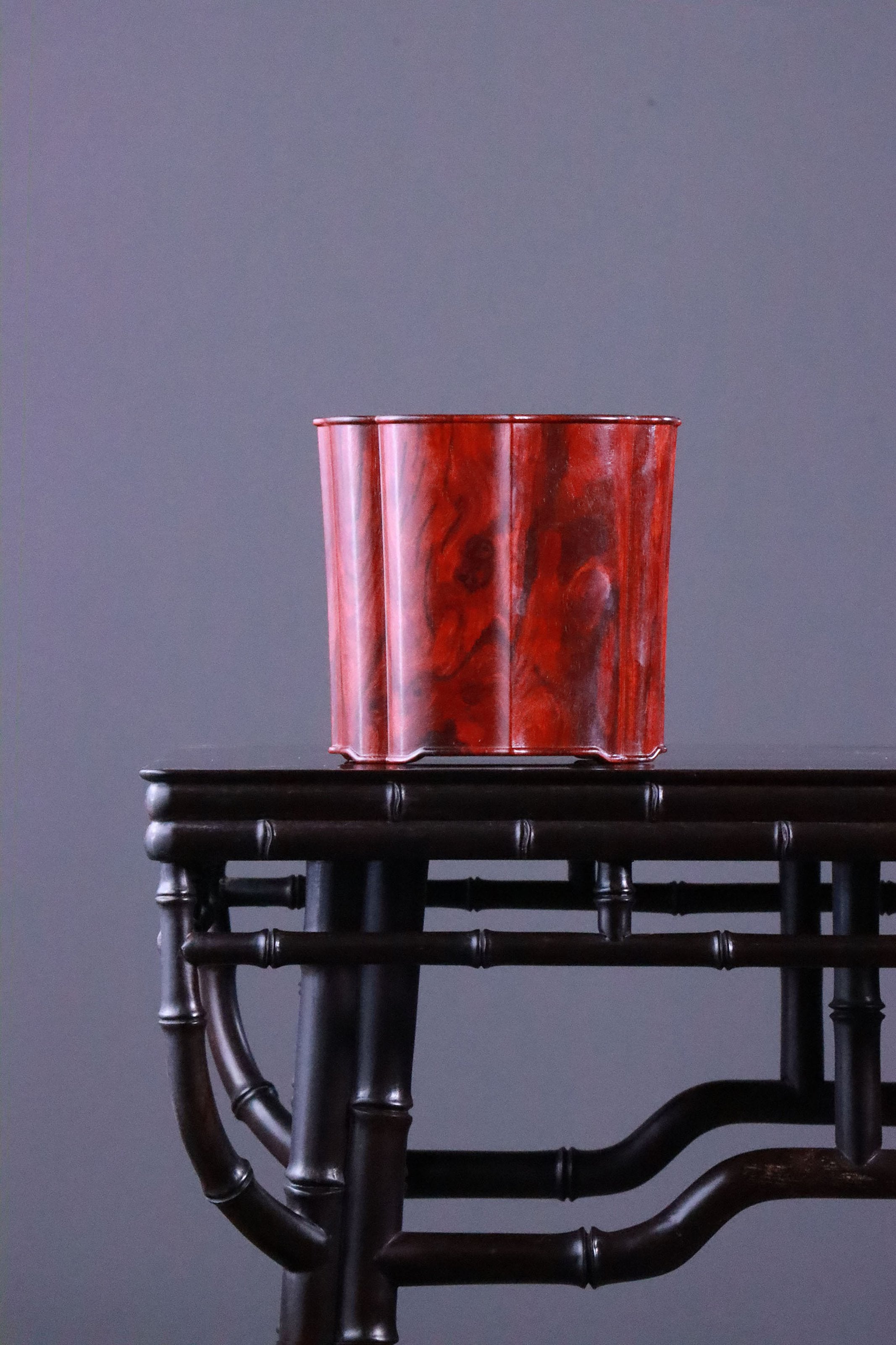 印度小葉紫檀菱花口筆筒