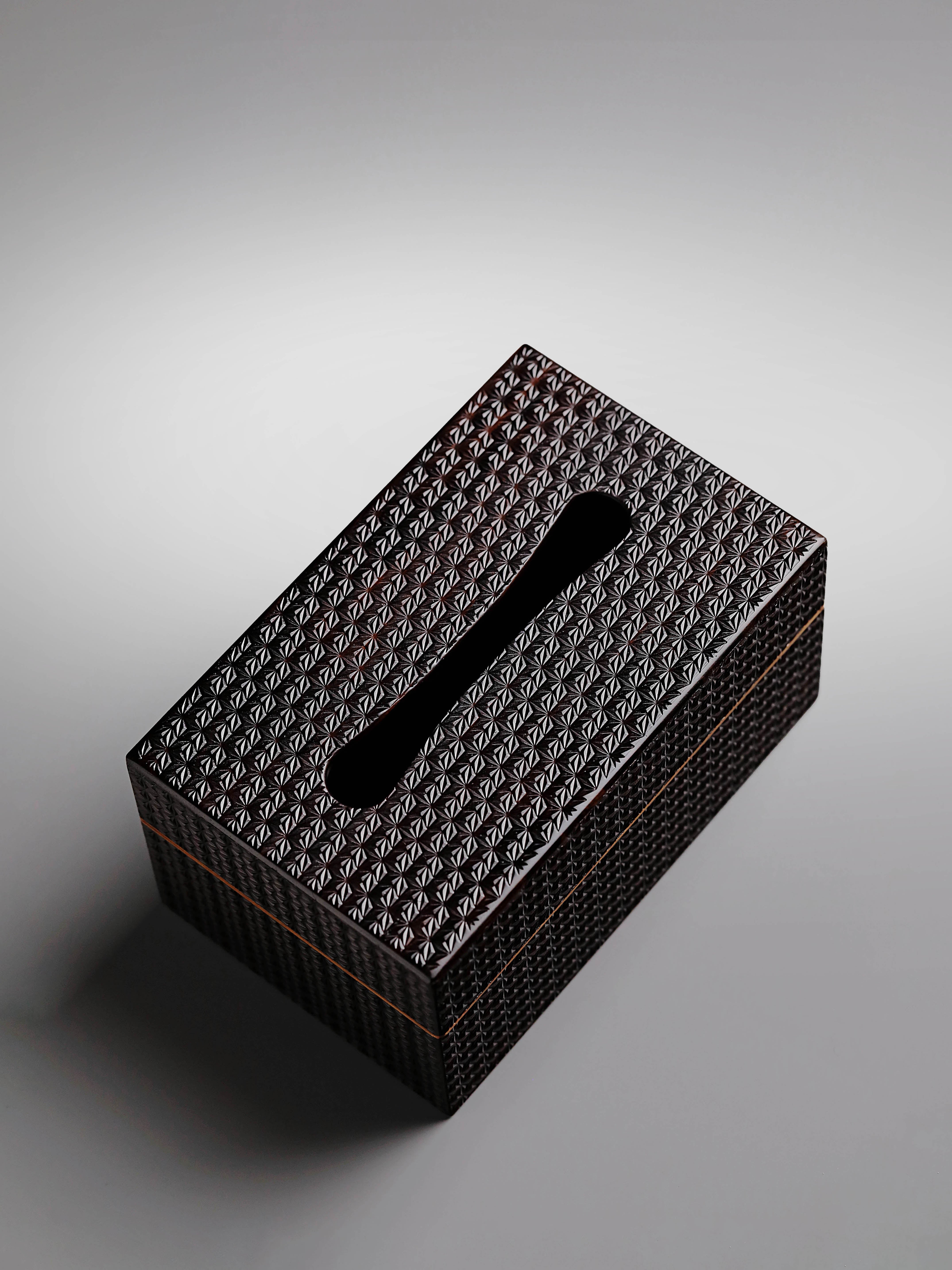 梅花纹/万字纹/雪花纹紫光檀纸巾盒