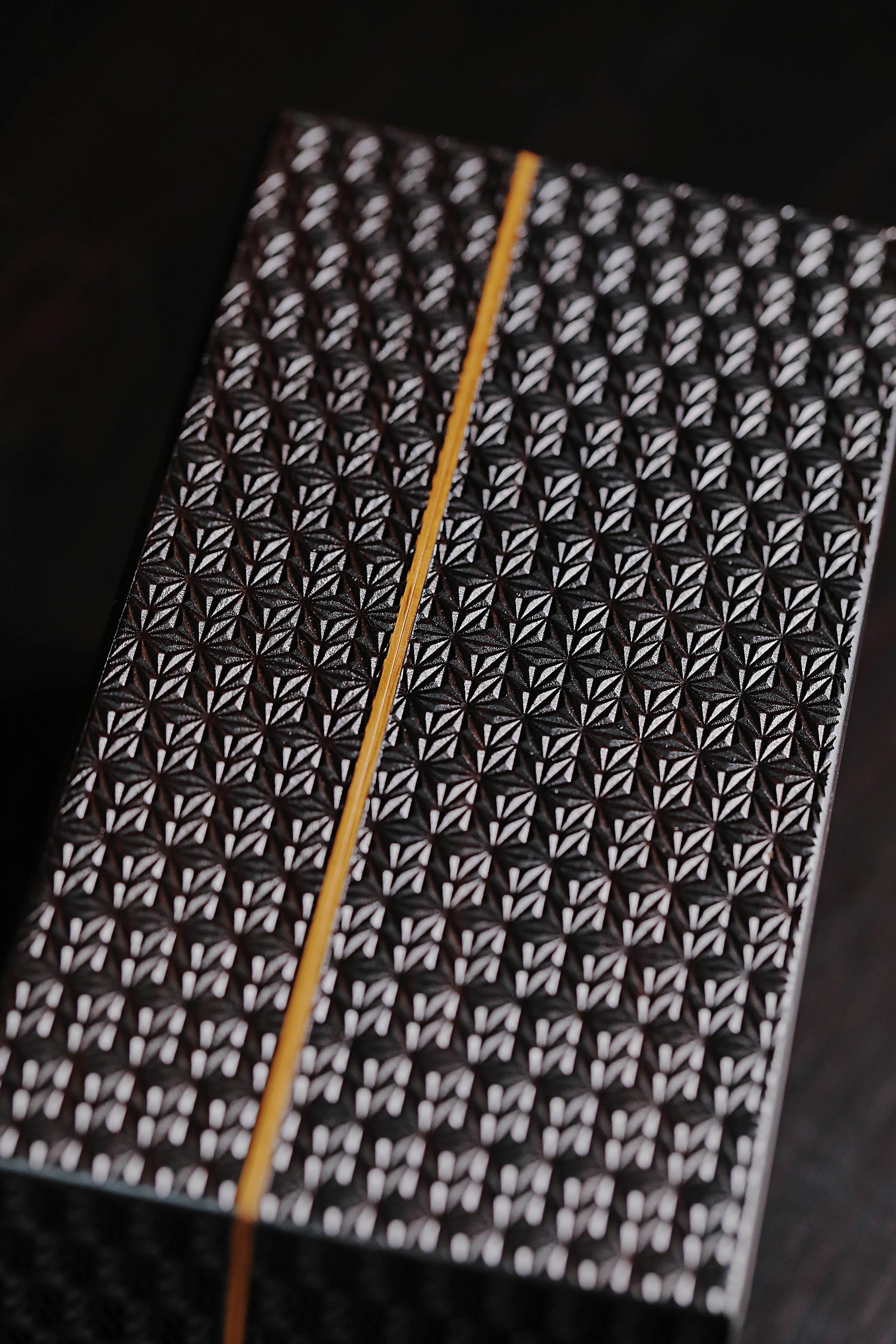 梅花纹/万字纹/雪花纹紫光檀纸巾盒