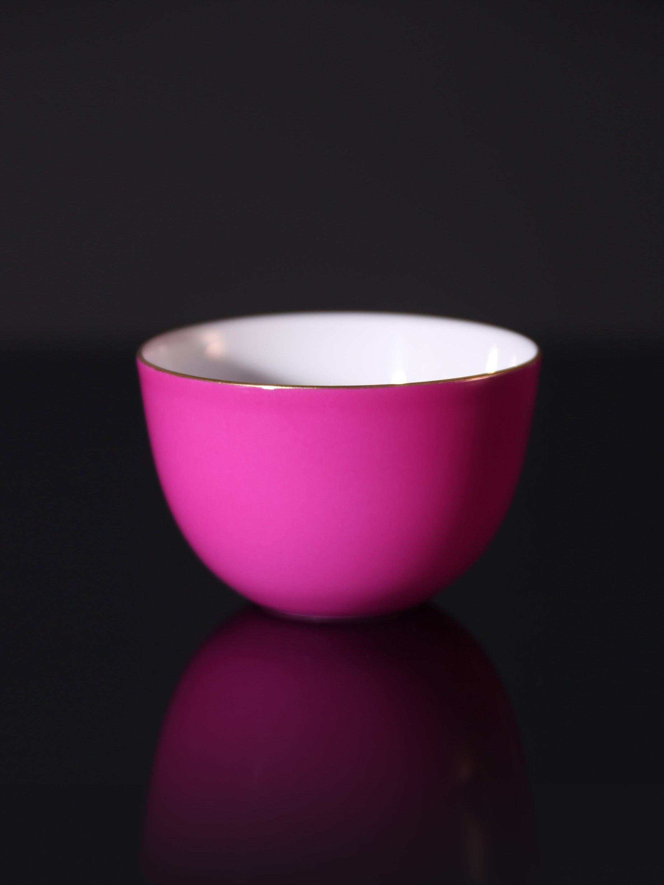 Carmine red Glaze Bell Cup
