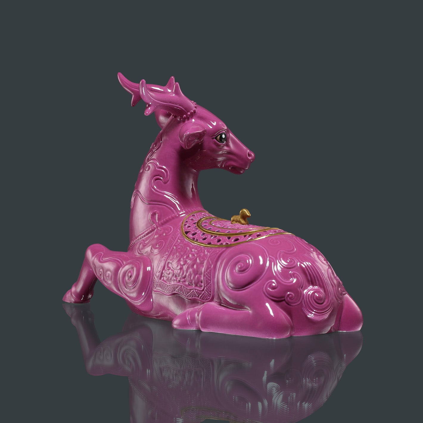 Carmine red Glaze Deer-Form Incense Censer