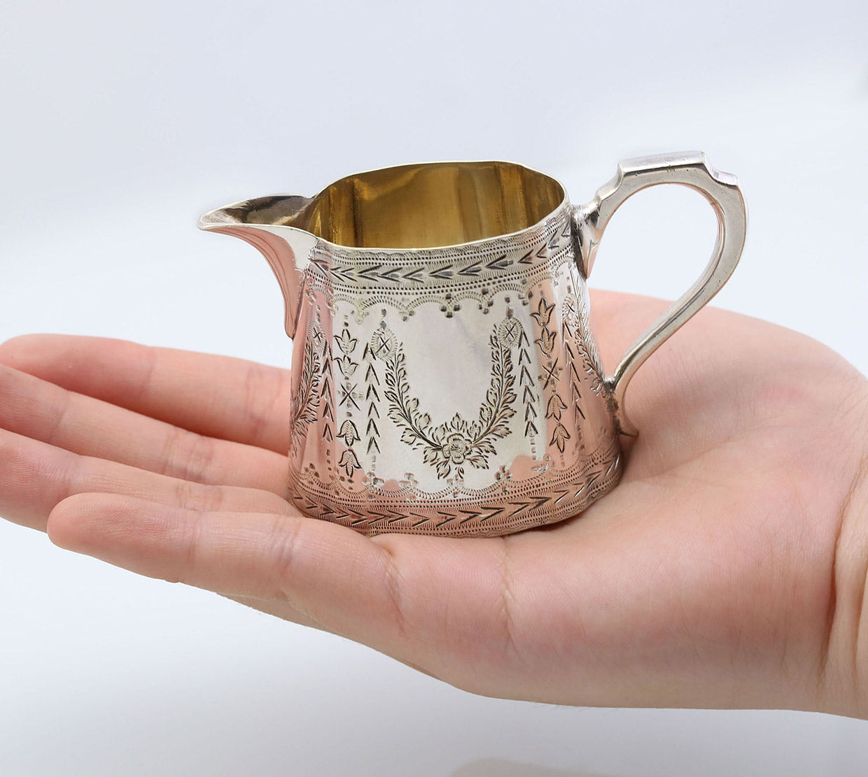 英国银制公道杯