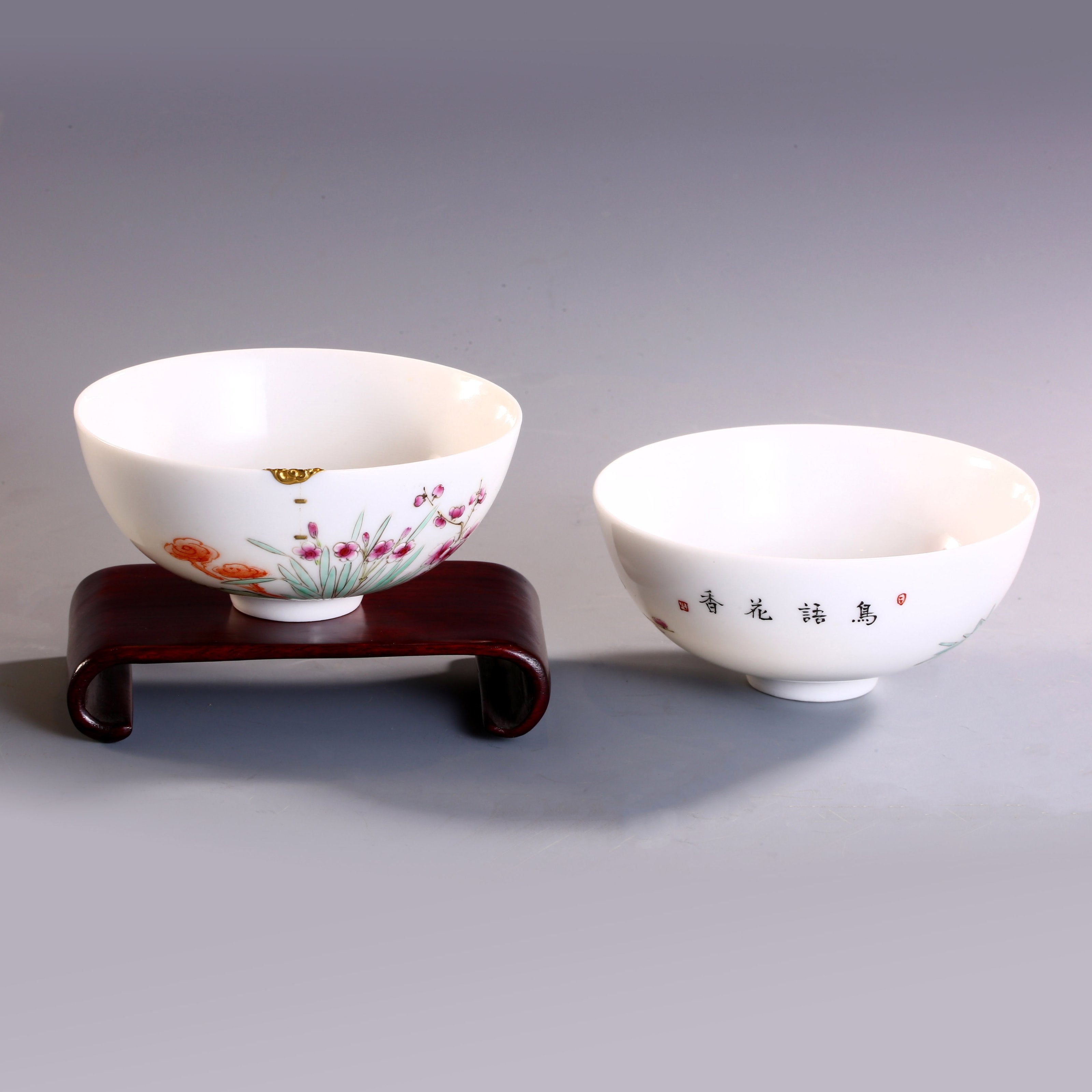 A pair of gilded famille rose palace bowls bearing the mark of the Yongzheng Emperor