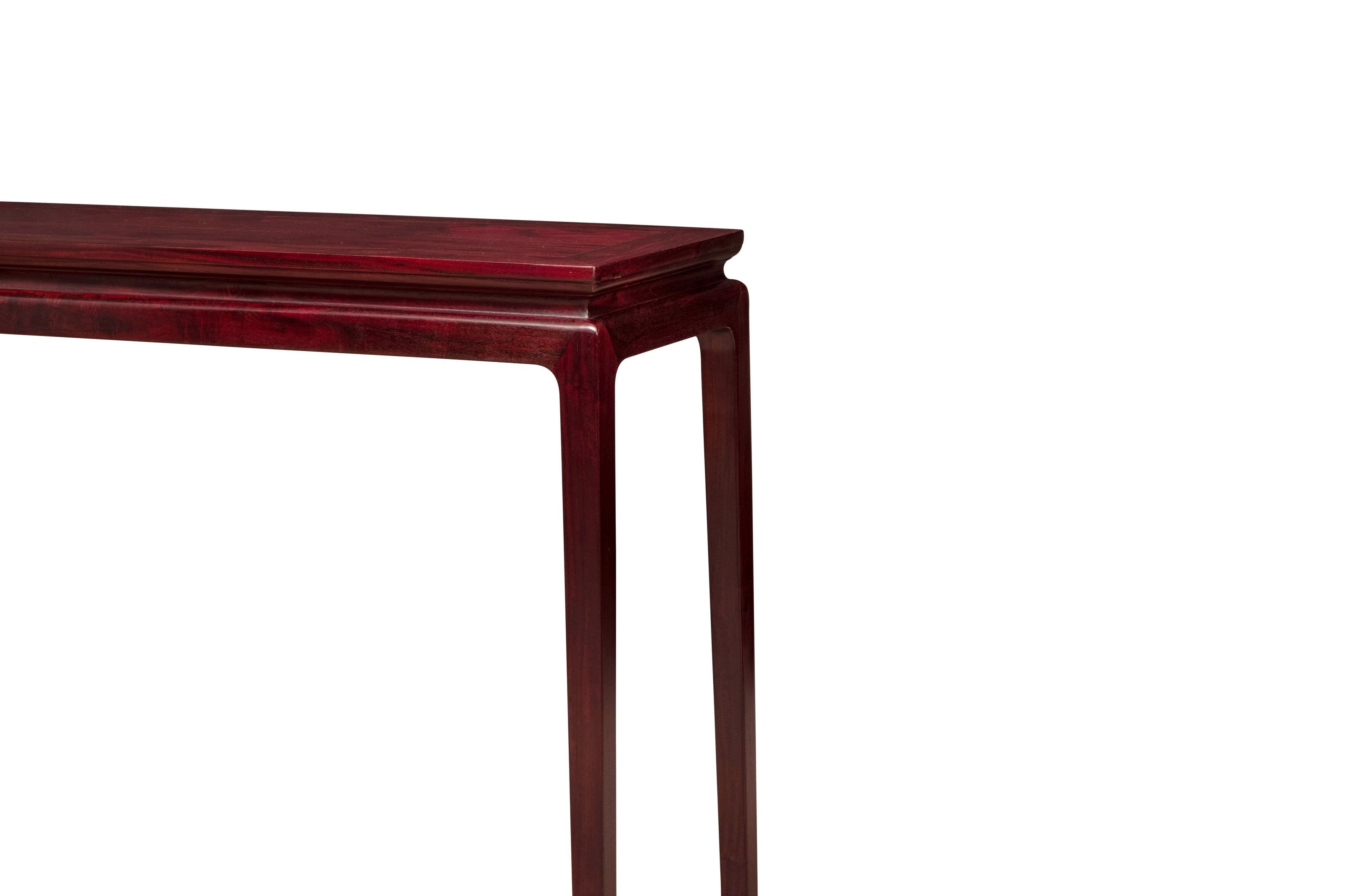 有束腰马蹄足条案