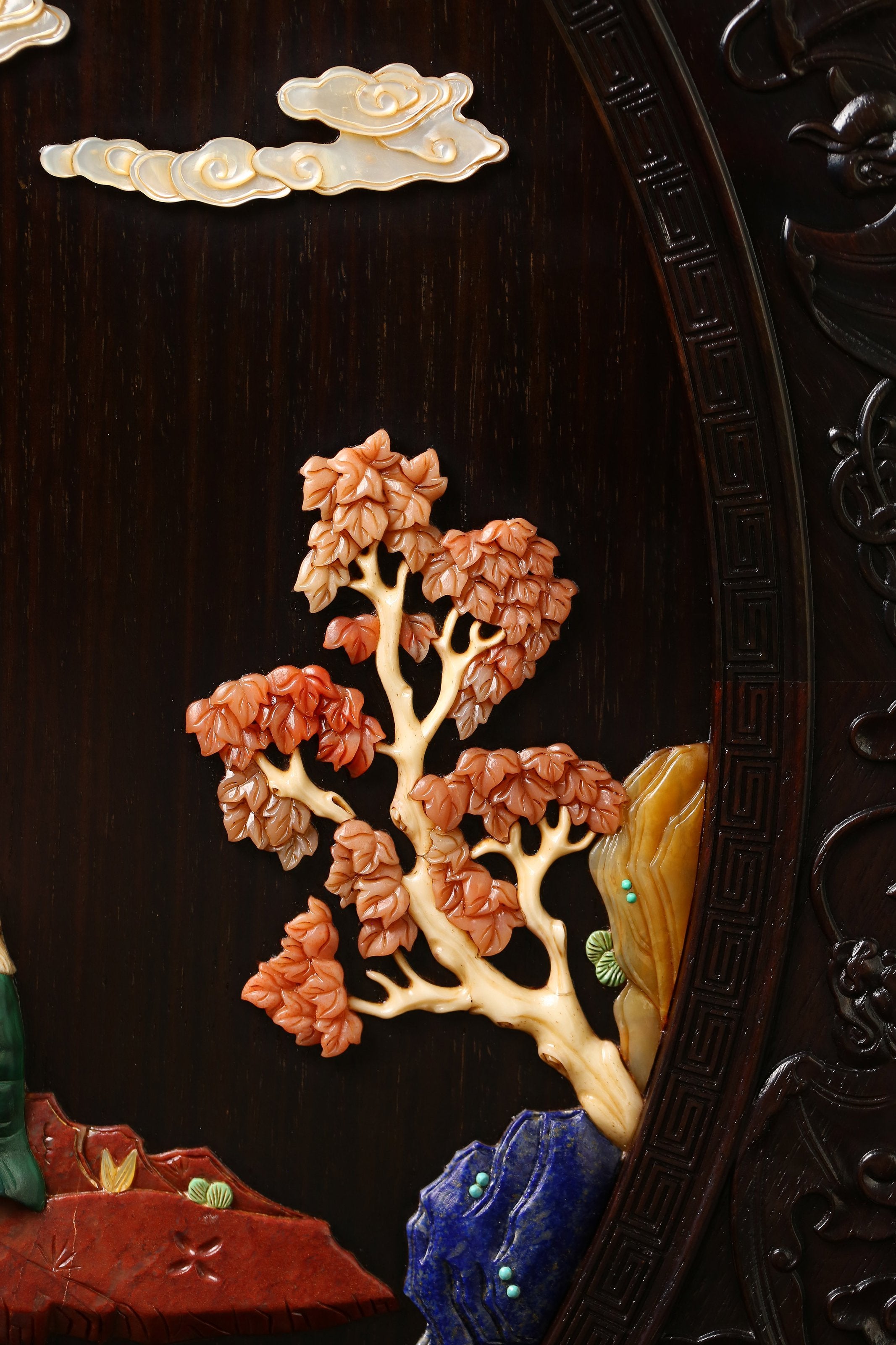 太平有象百宝座屏