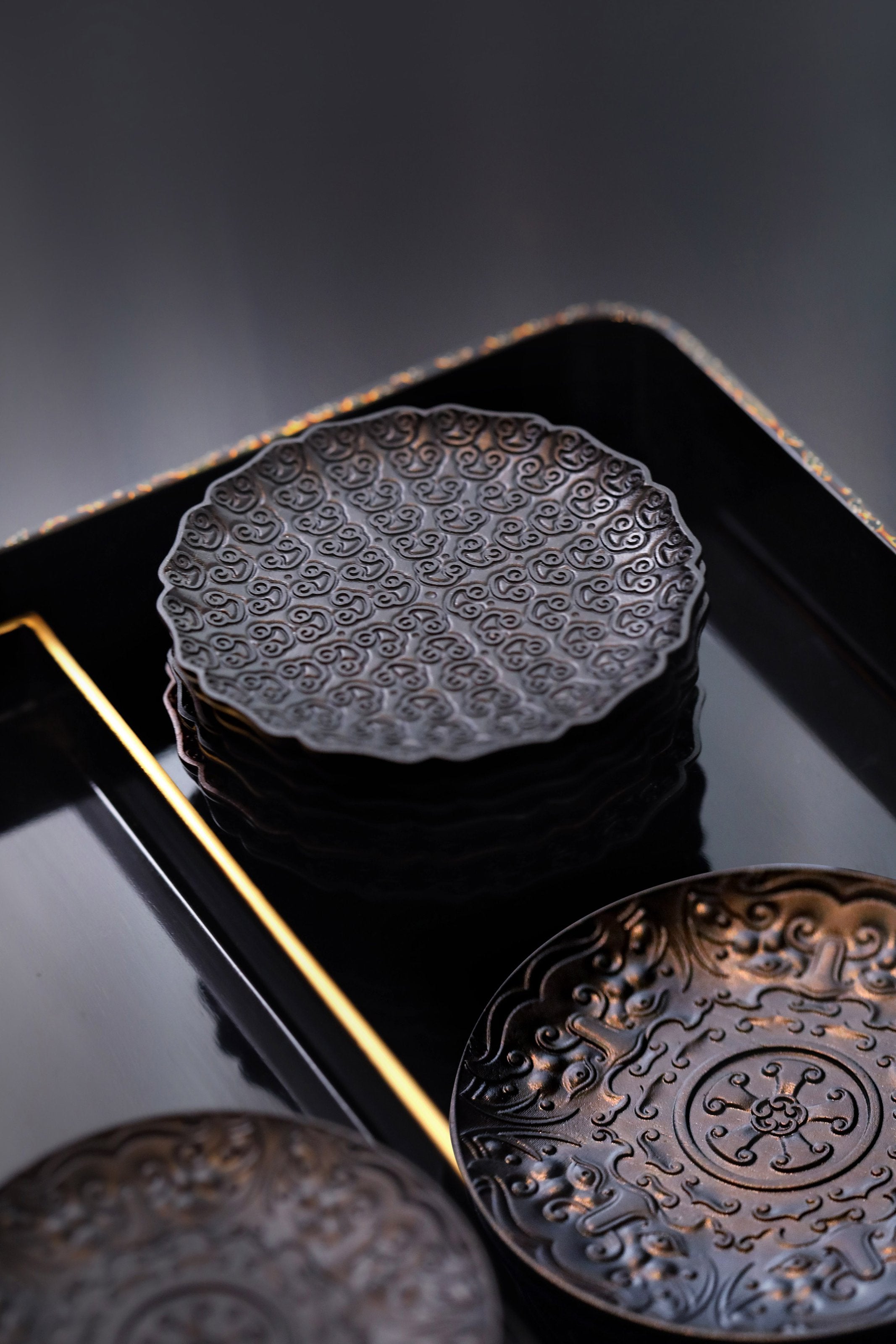 紫光檀雕刻茶托三套(18只)