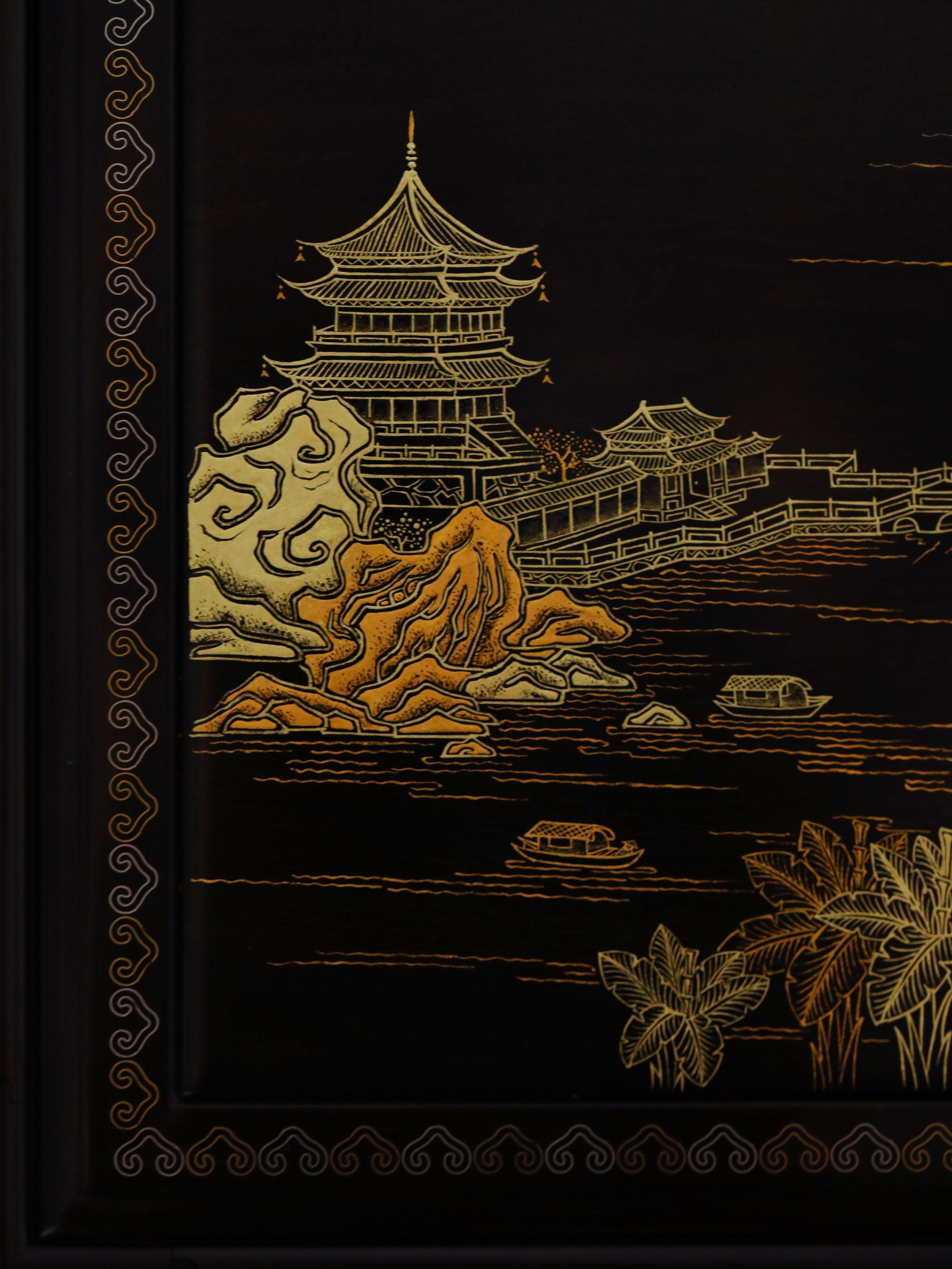 紫光檀仙閣圖/窠石平遠圖描金抽拉茶盒