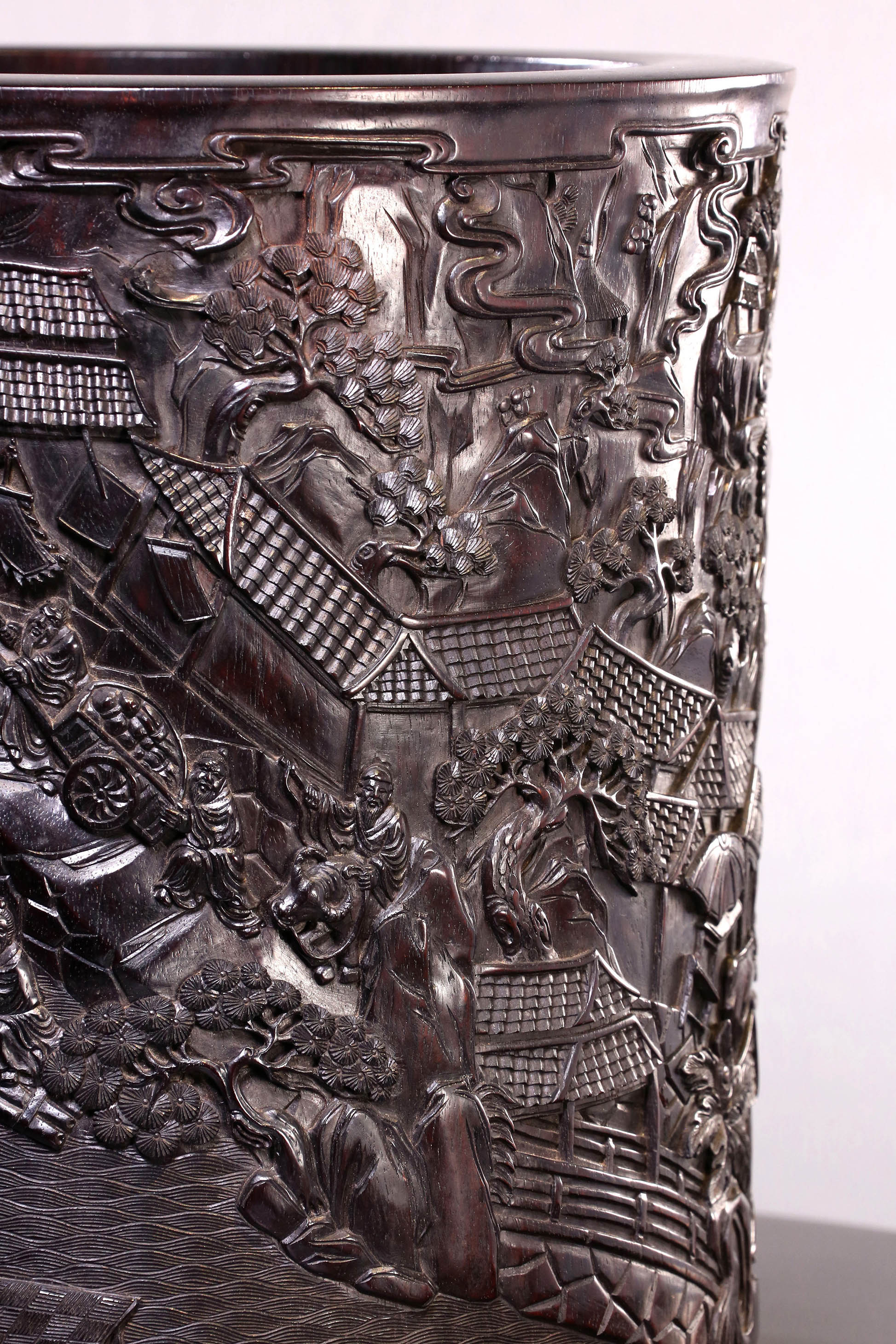 印度小叶紫檀清明上河图笔筒