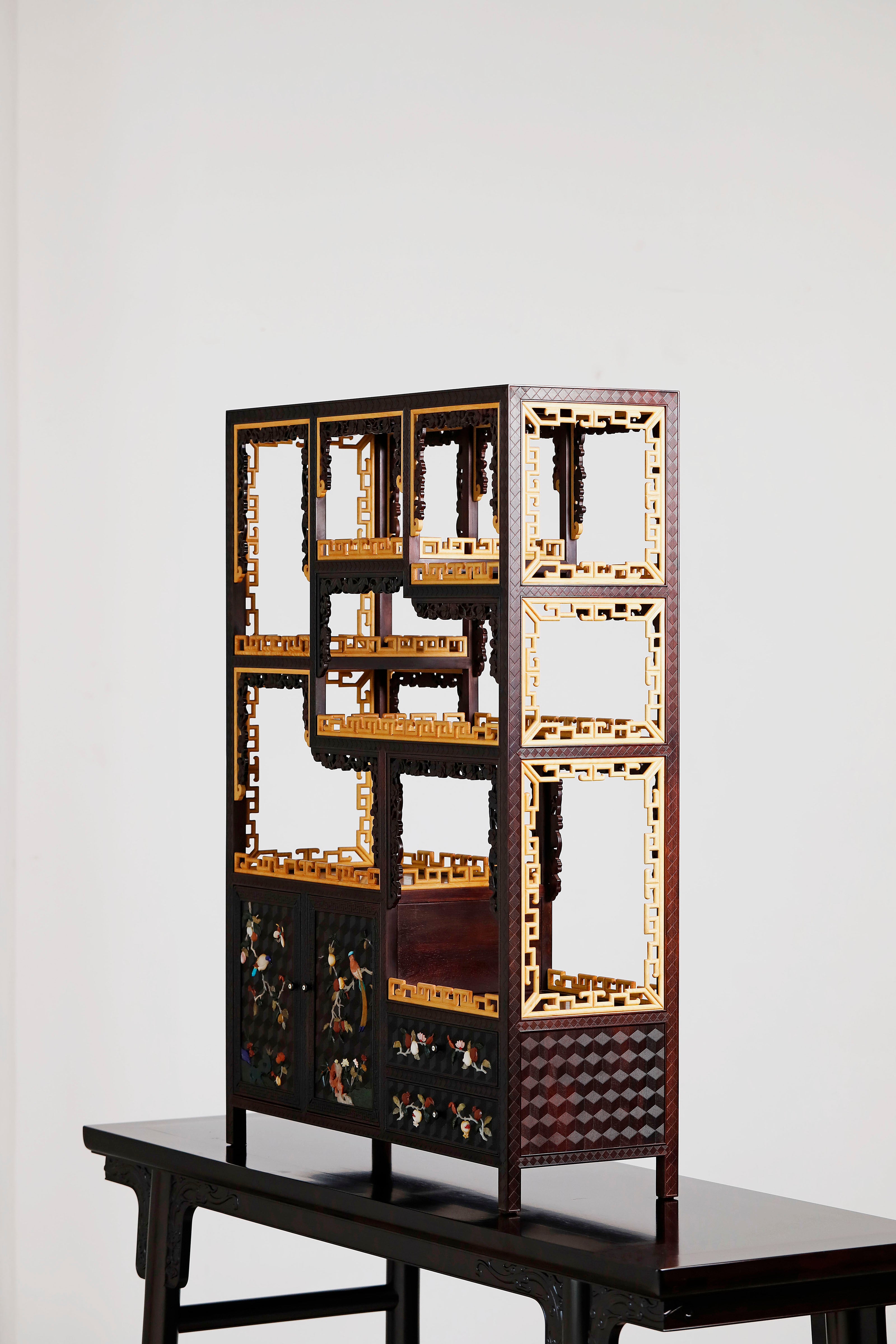 小葉紫檀百寶嵌案上博古架