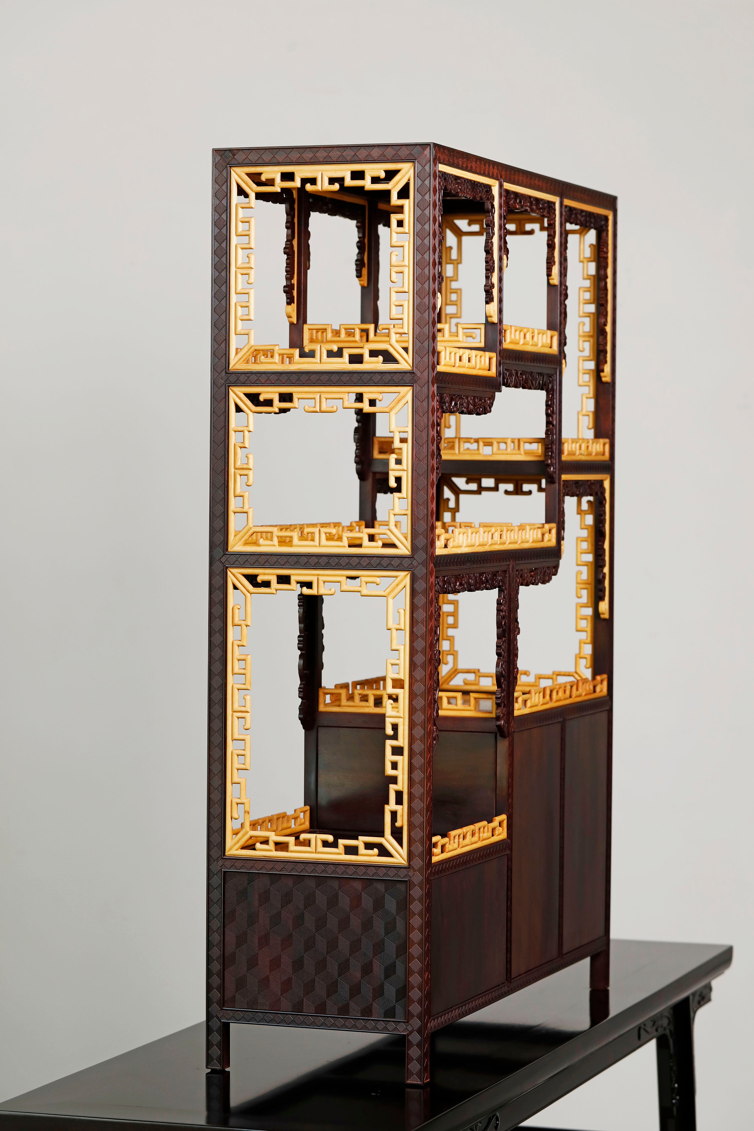 小葉紫檀百寶嵌案上博古架