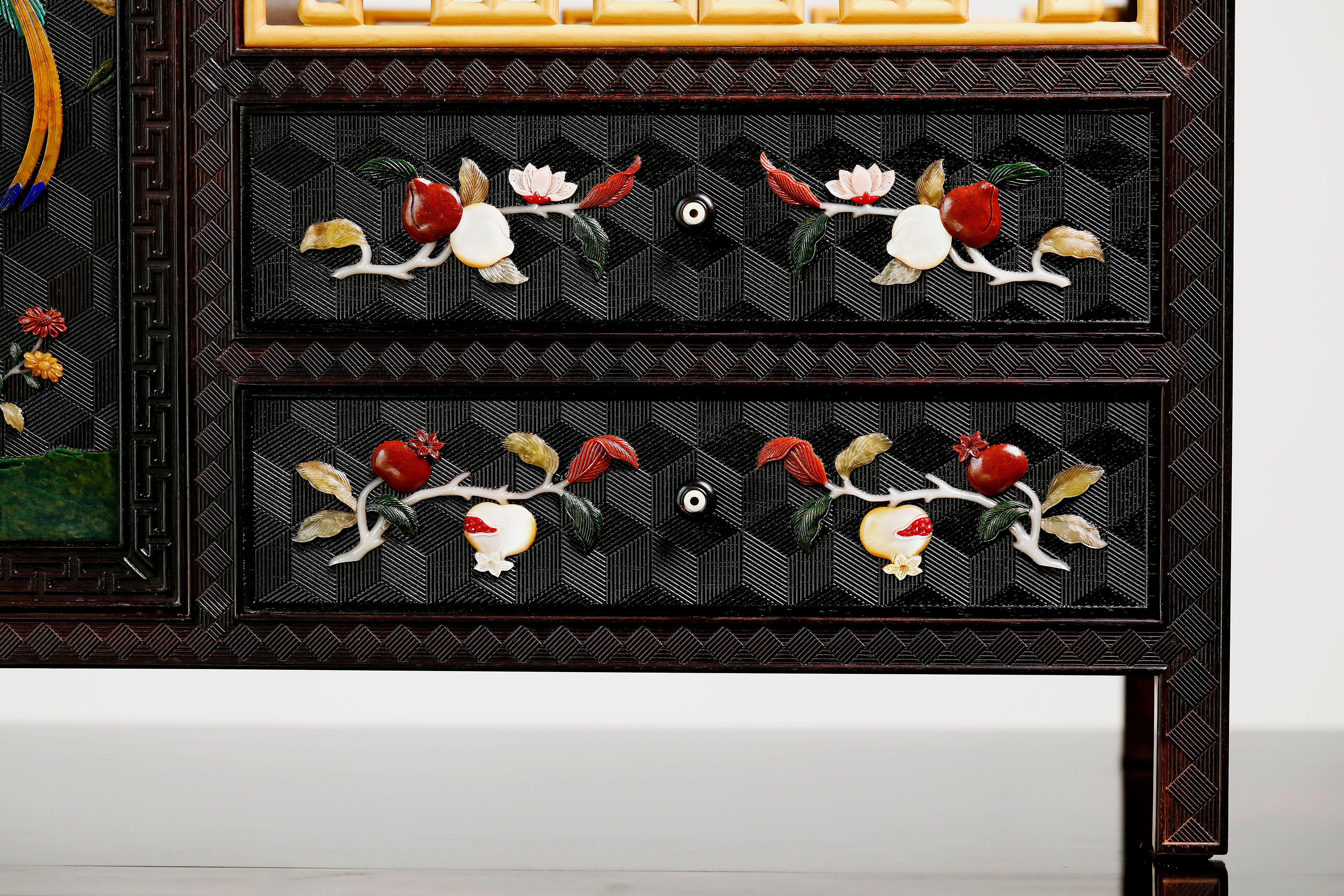 小葉紫檀百寶嵌案上博古架