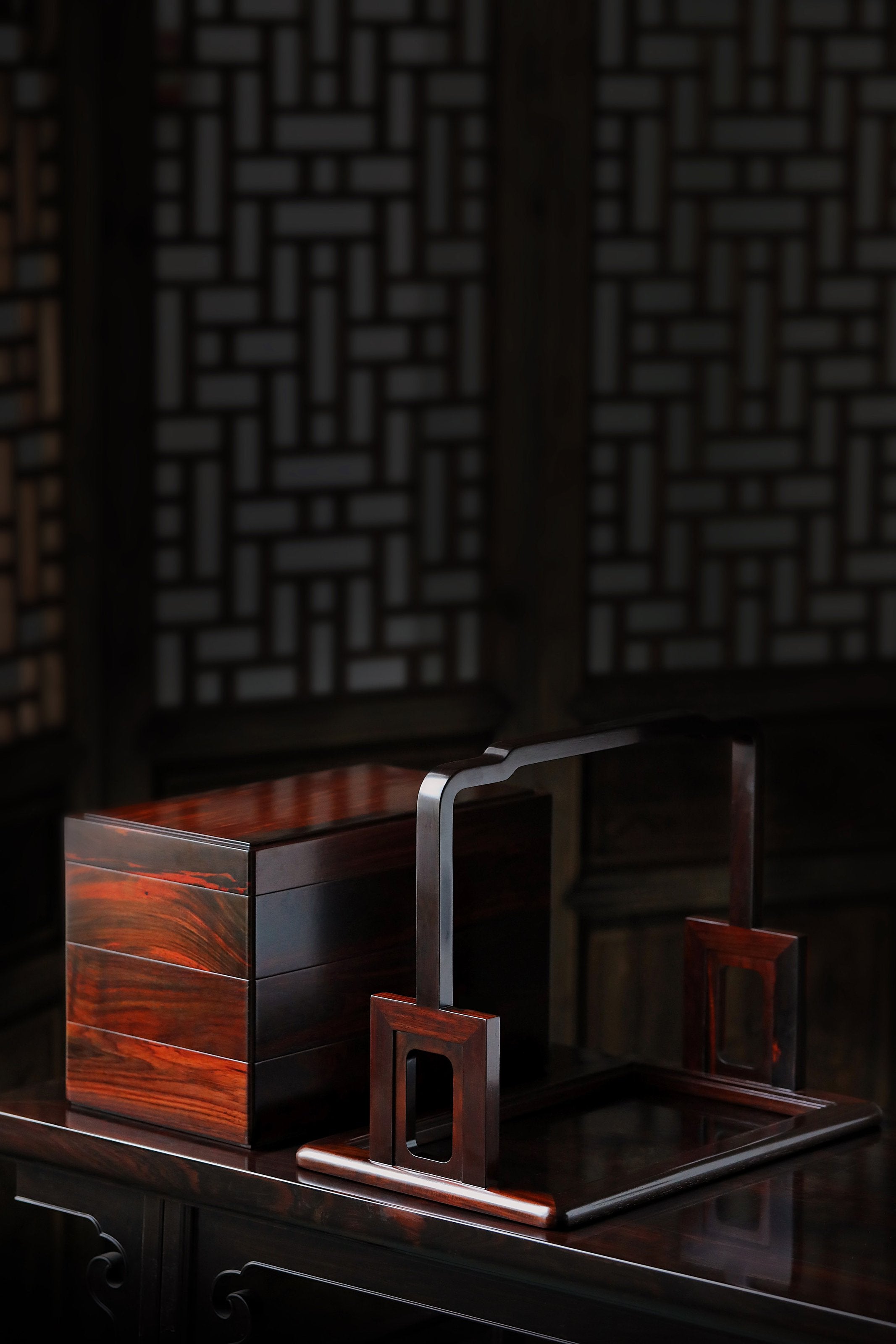 大红酸枝素面三层提盒