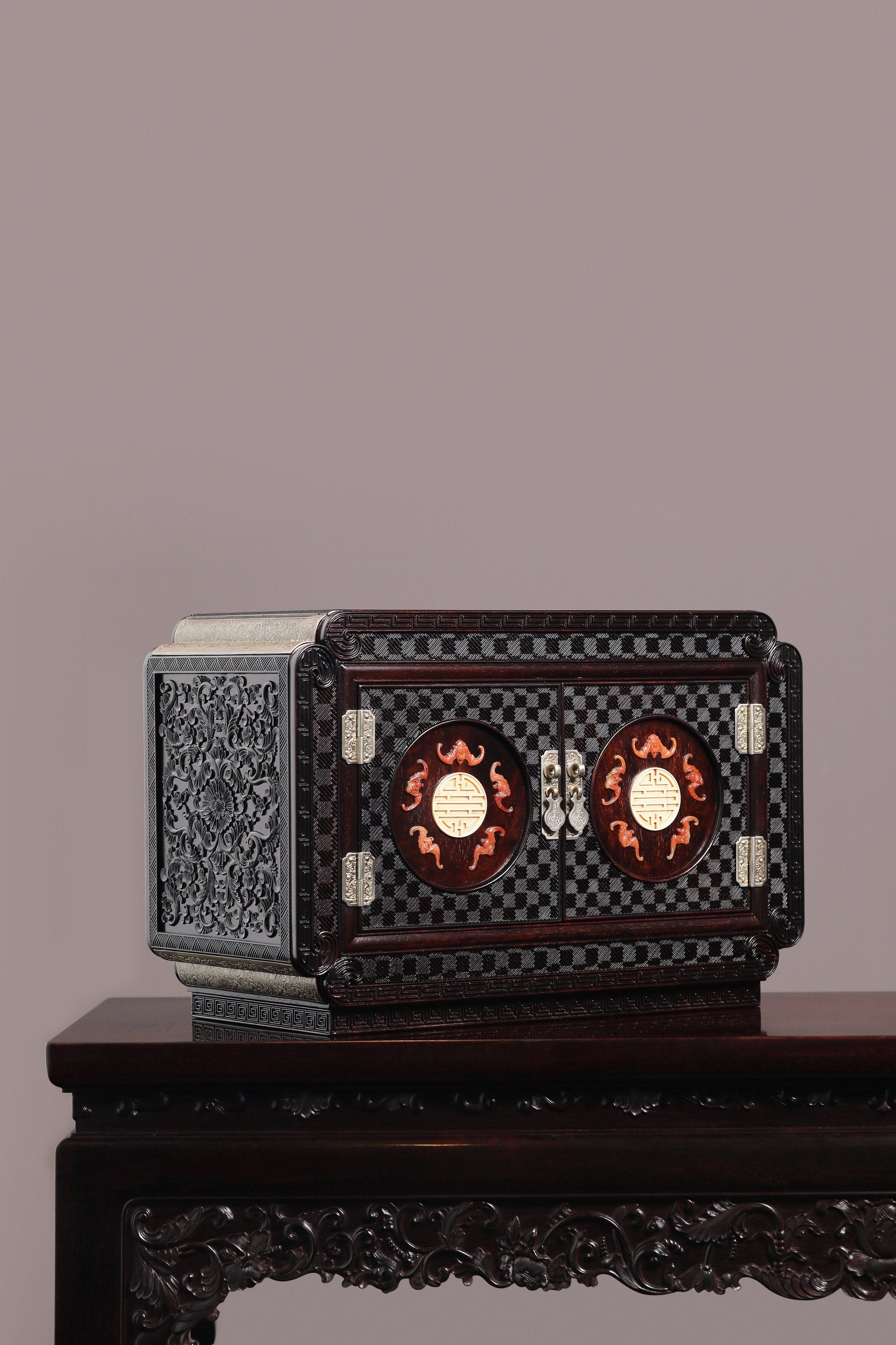 鑲玉五福臨門寶箱