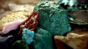 宫廷复刻百宝瓜蝶纹案上多宝阁