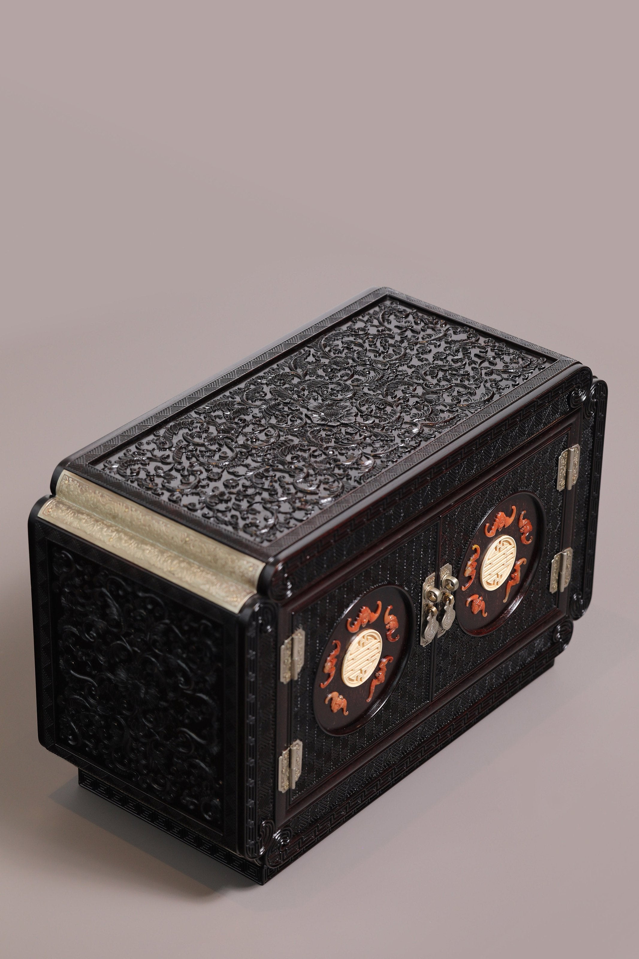 鑲玉五福臨門寶箱