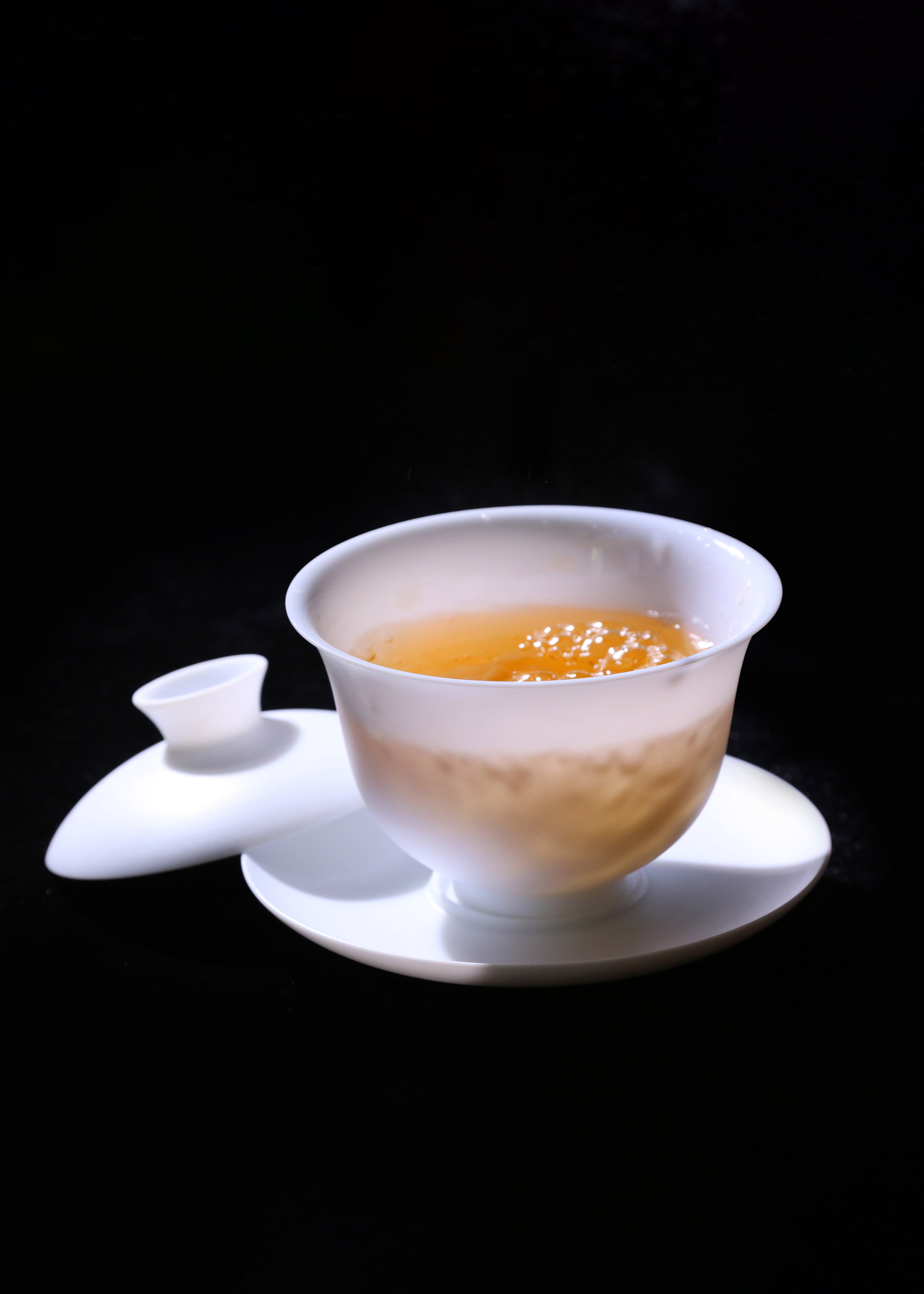 Dayazhai Plain Porcelain Lidded Bowl / Cup