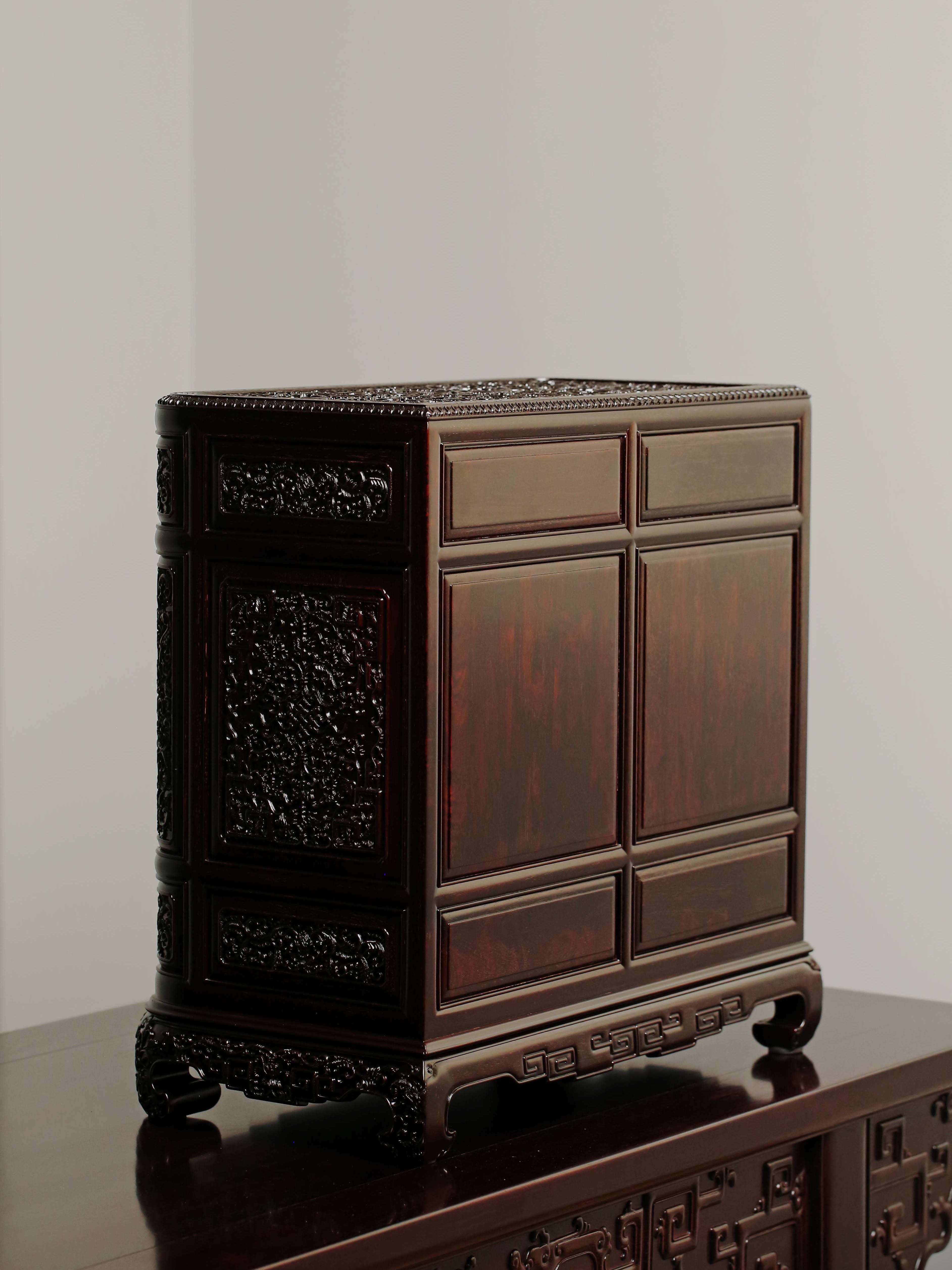 百宝嵌清供图茶边柜