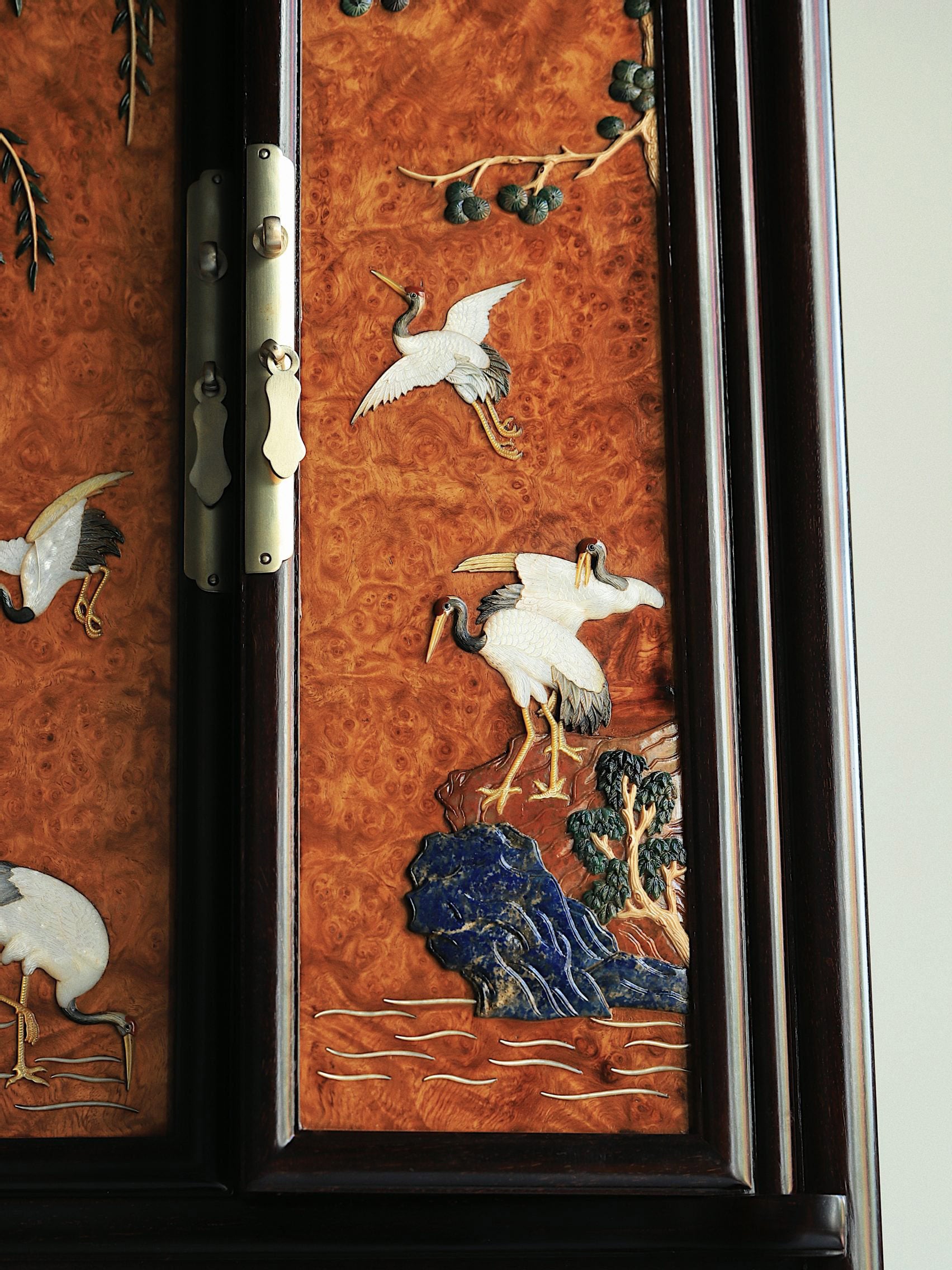 酸枝嵌癭木百寶嵌圓角案上茶邊櫃