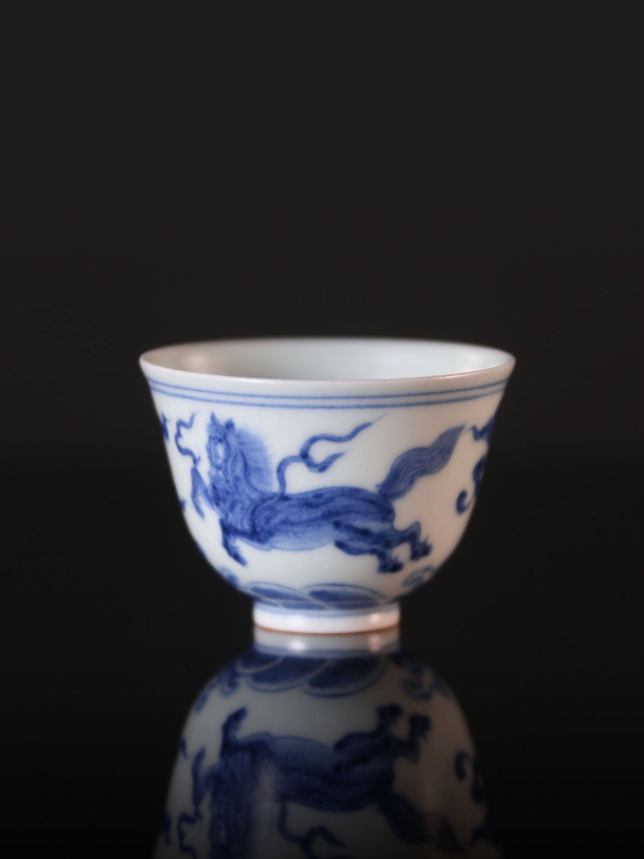 奔馬青花杯