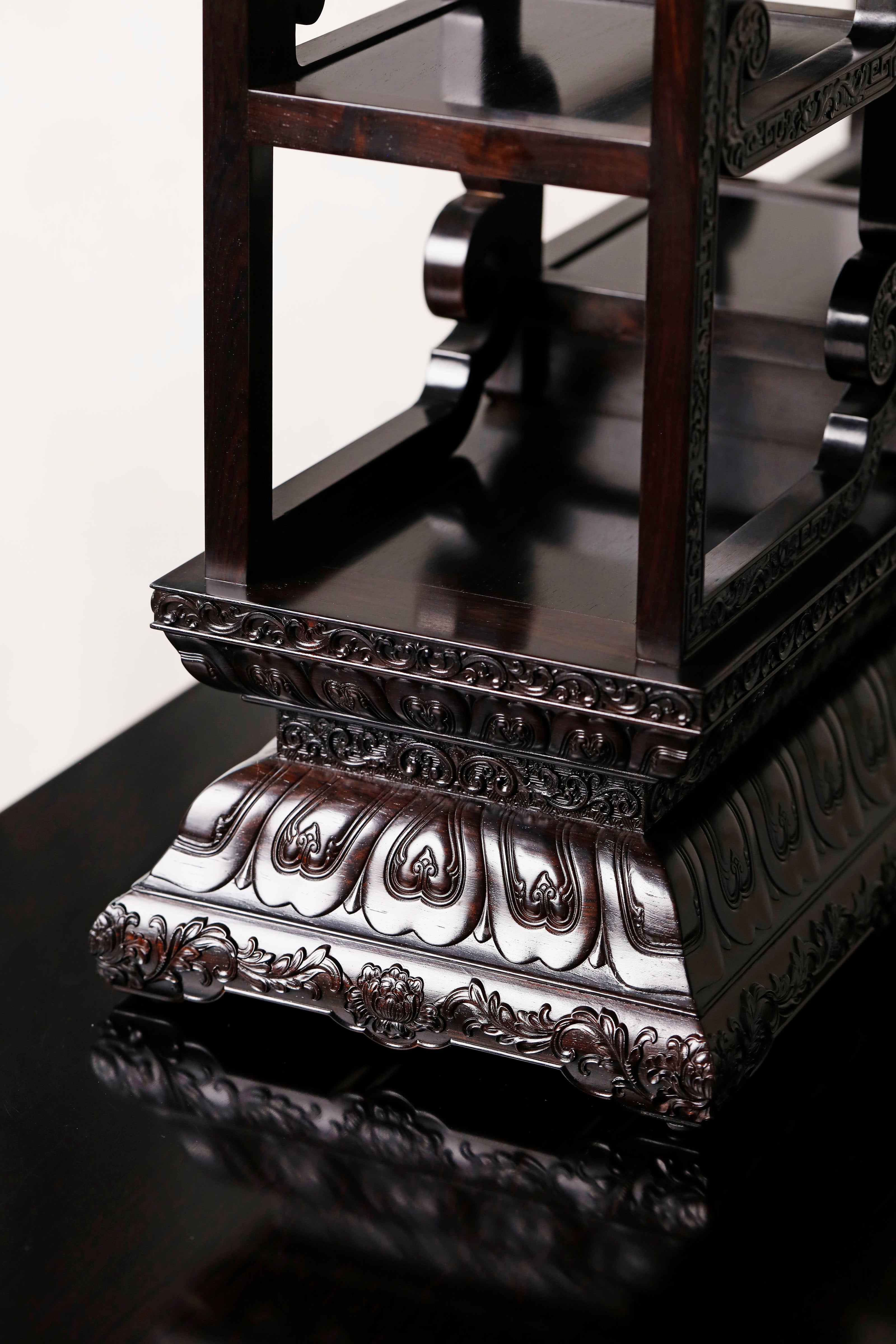 Passionflower Pattern Table with Curtain Relief