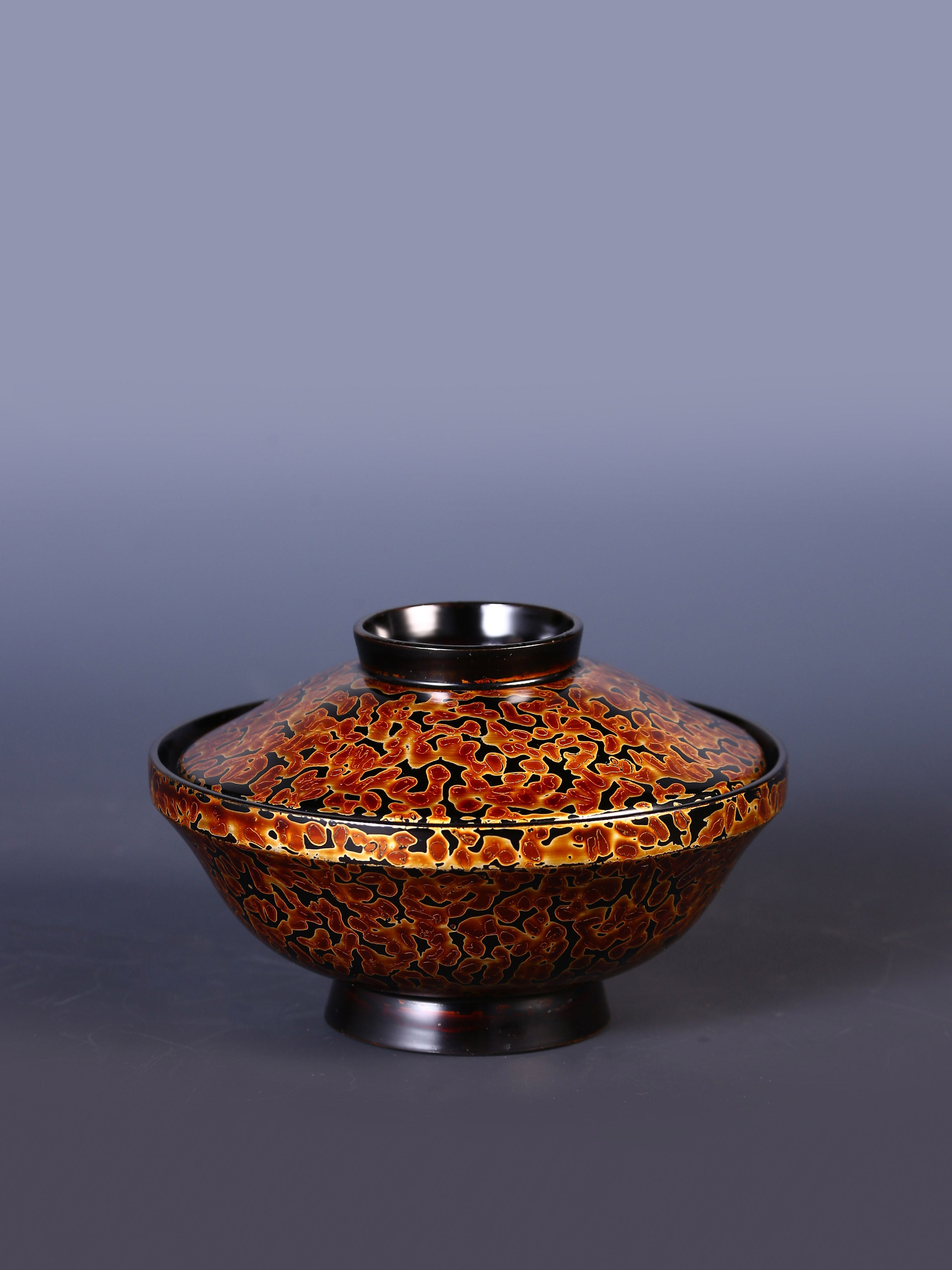 昭和37年（1963年）菠萝漆盖碗