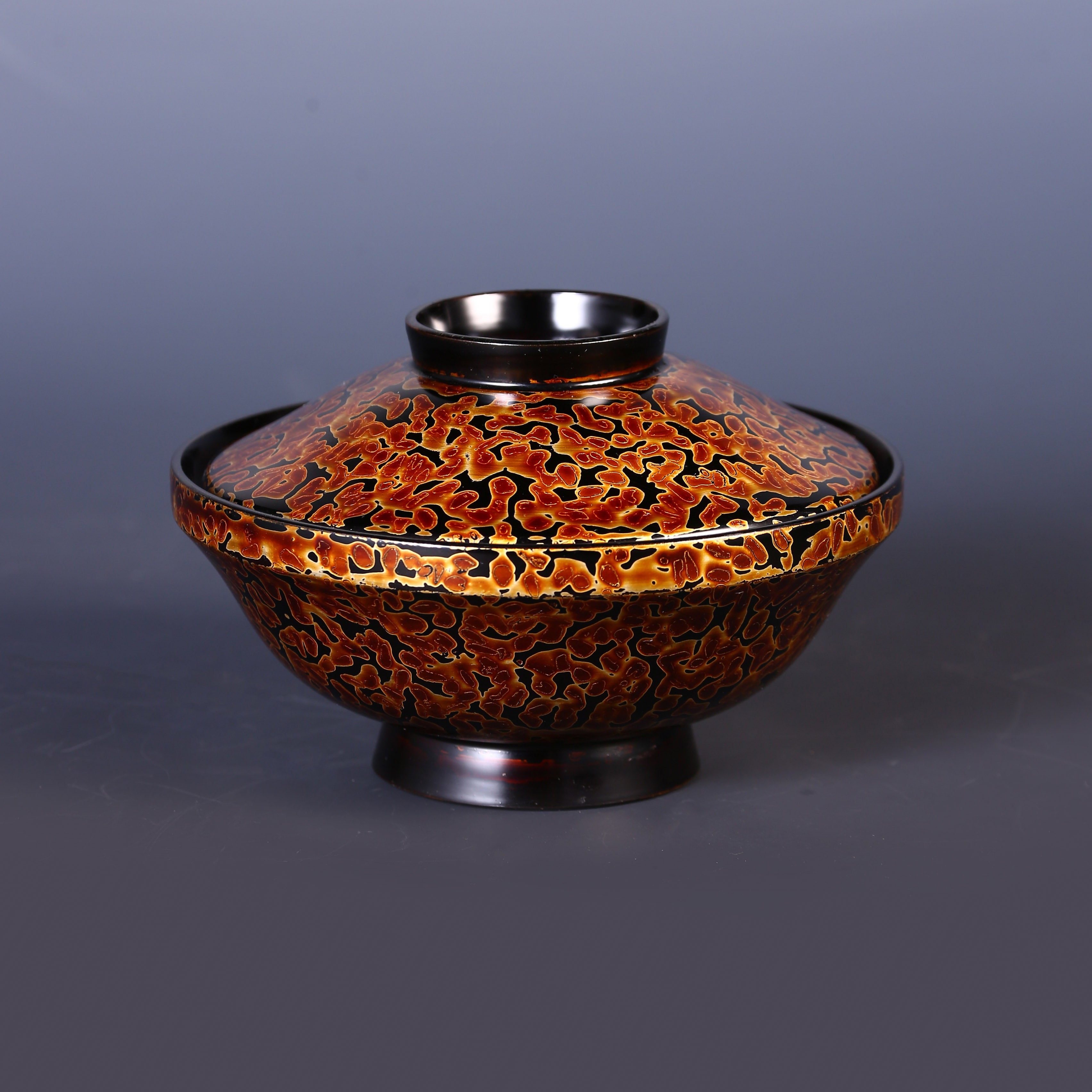 昭和37年（1963年）菠萝漆盖碗