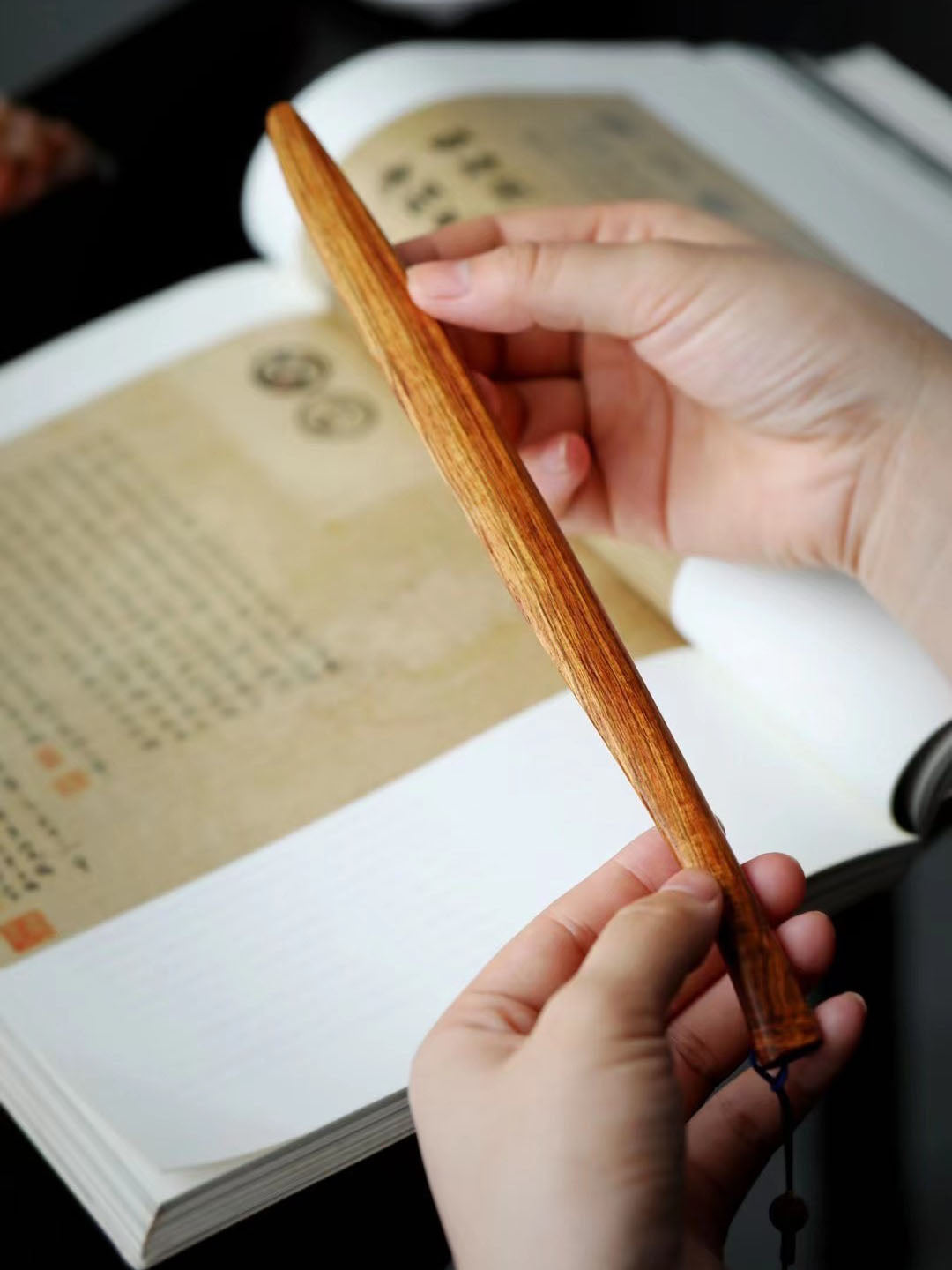 黄花梨丨紫檀丨文房裁纸刀