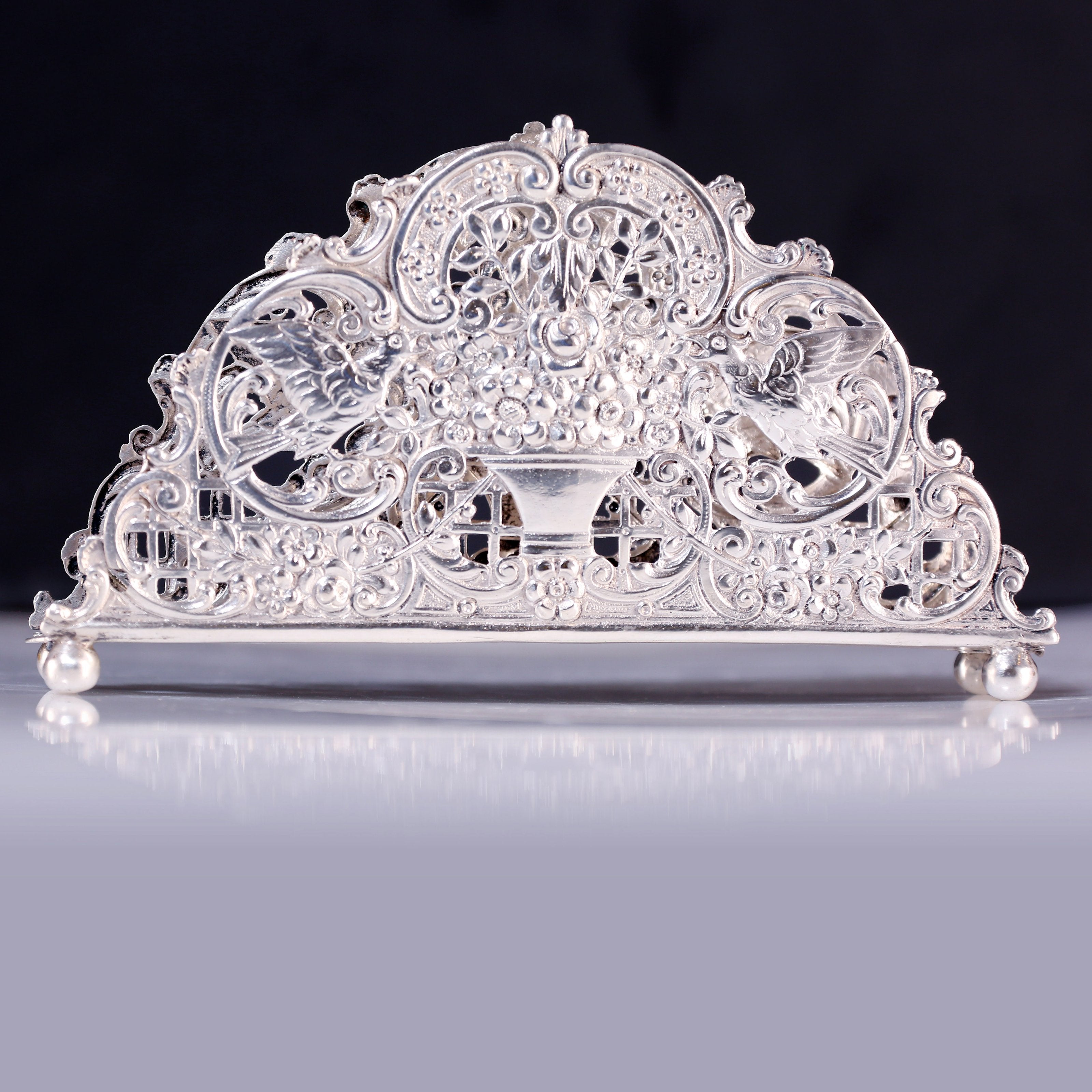 欧洲古董纯银花果纸巾架