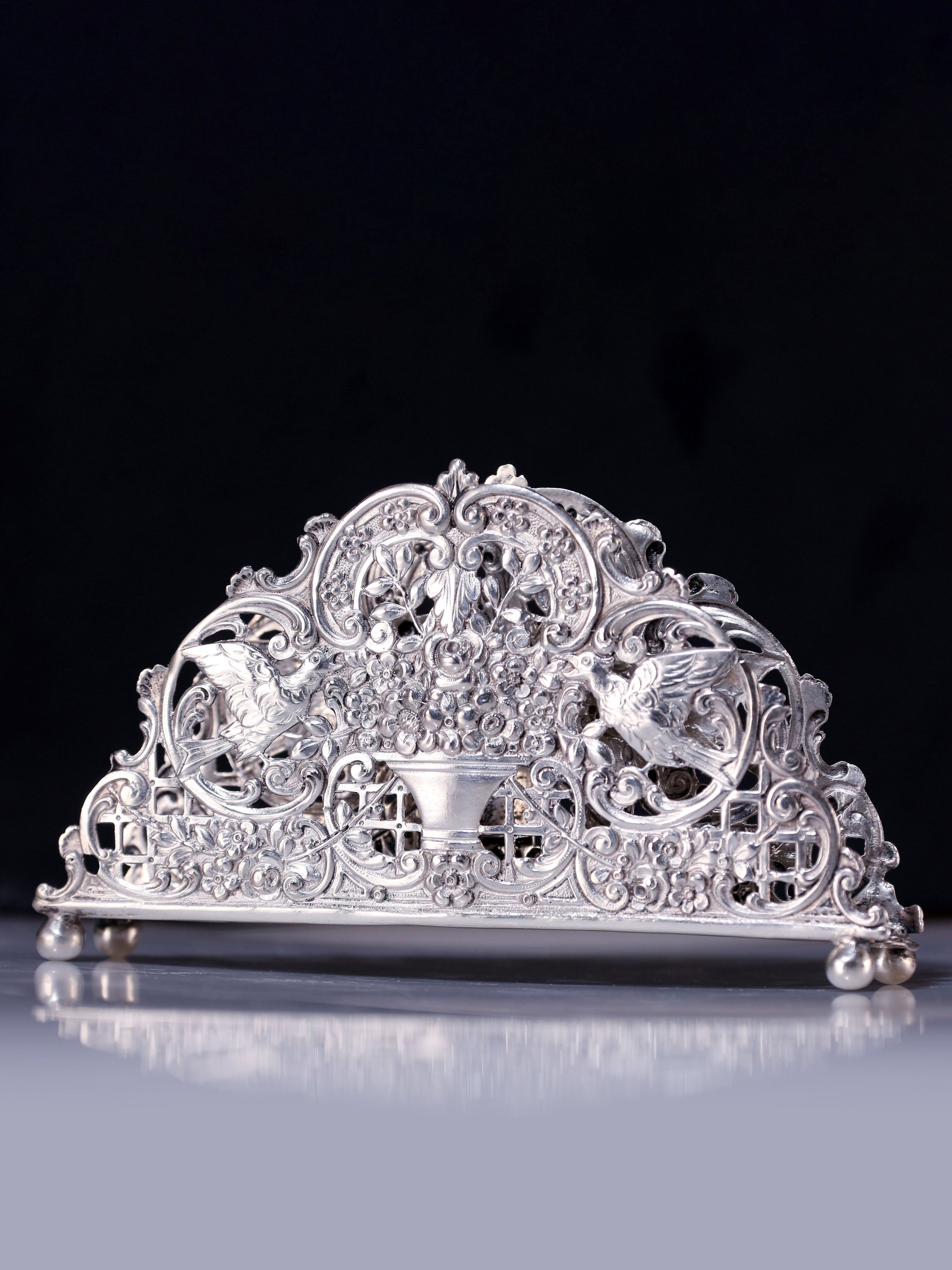 欧洲古董纯银花果纸巾架