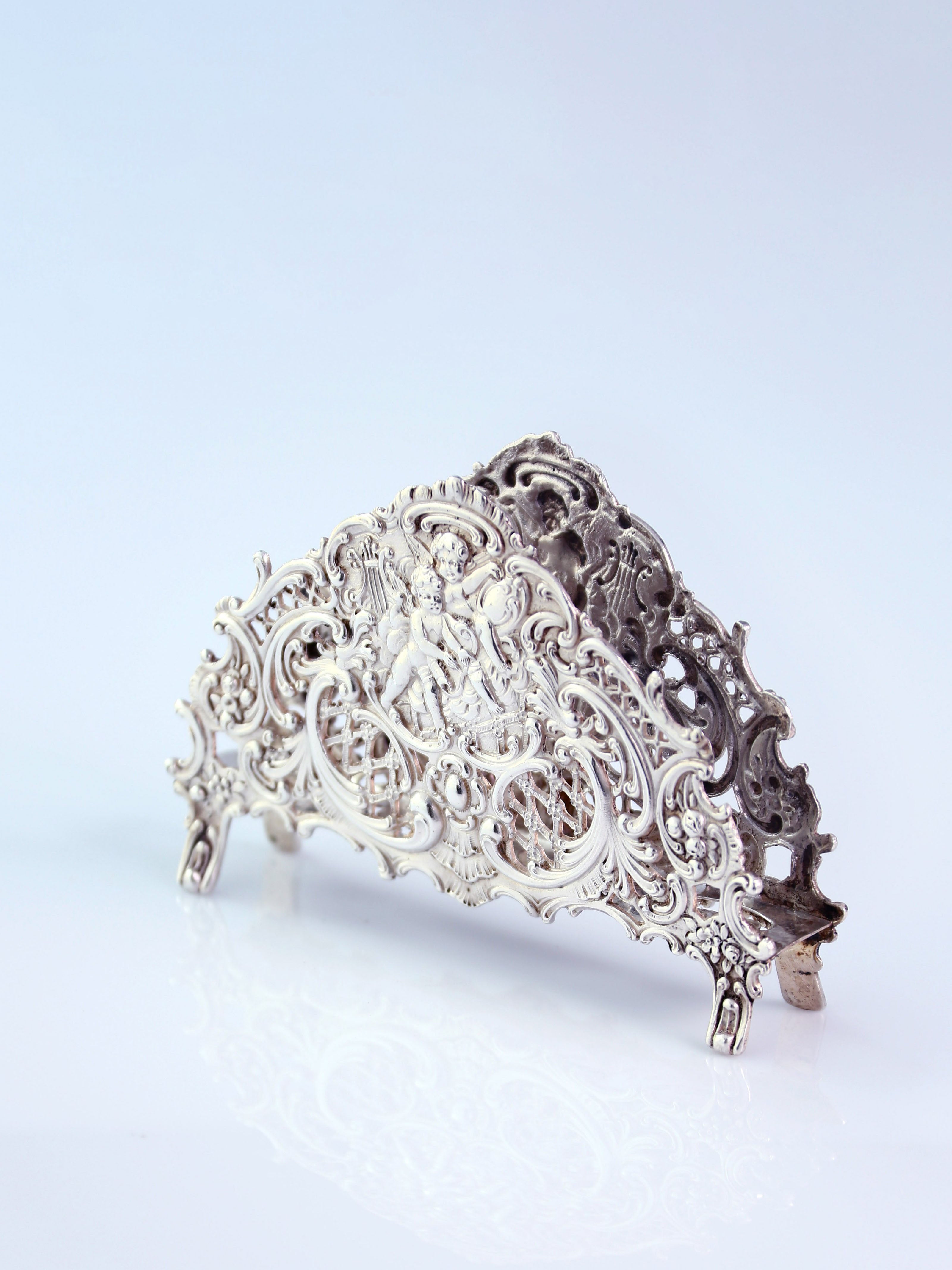 欧洲古董纯银天使纸巾架