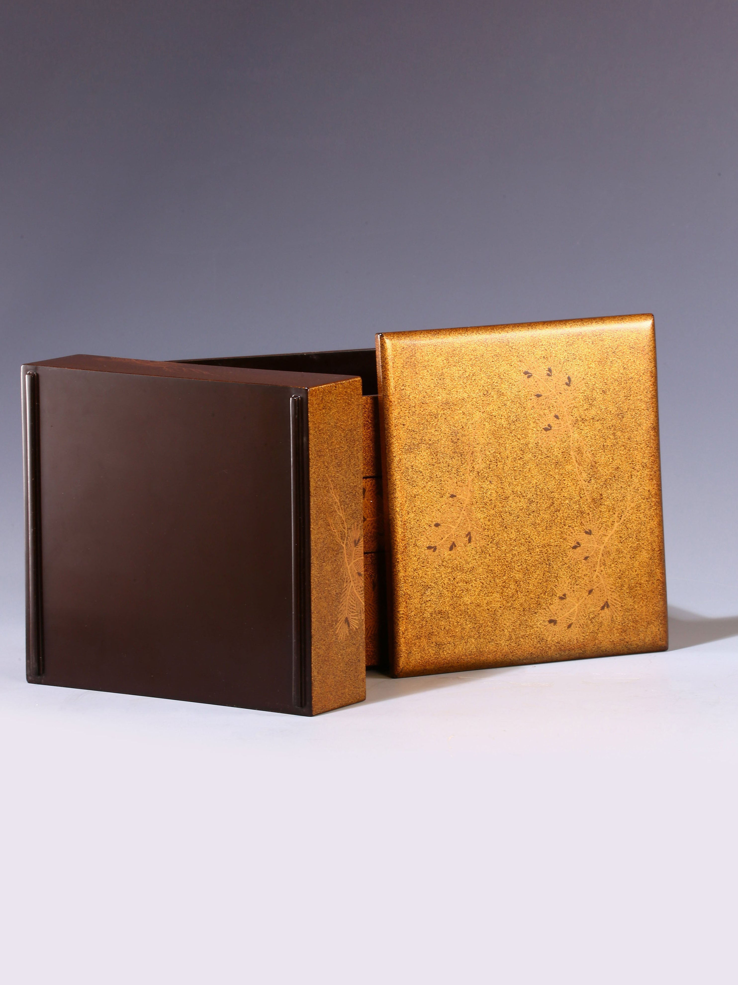 日本大漆莳绘梨地金四撞茶盒