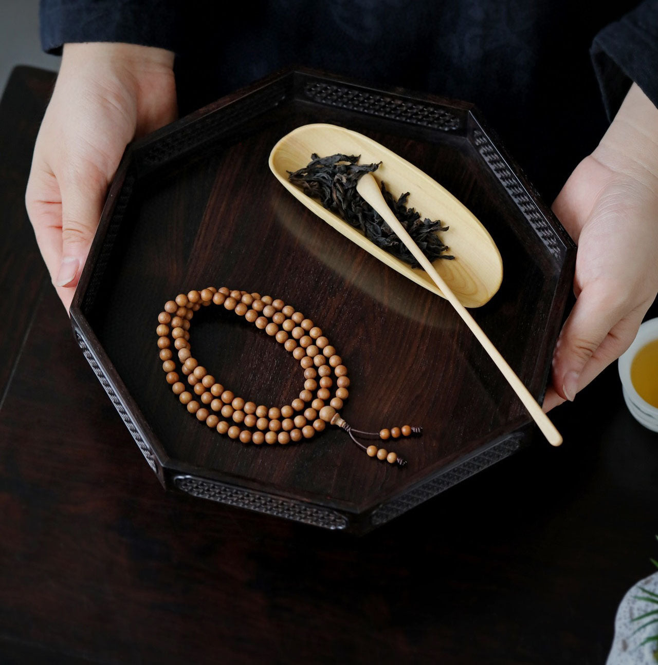 紫光檀编织窗格纹八角茶盘