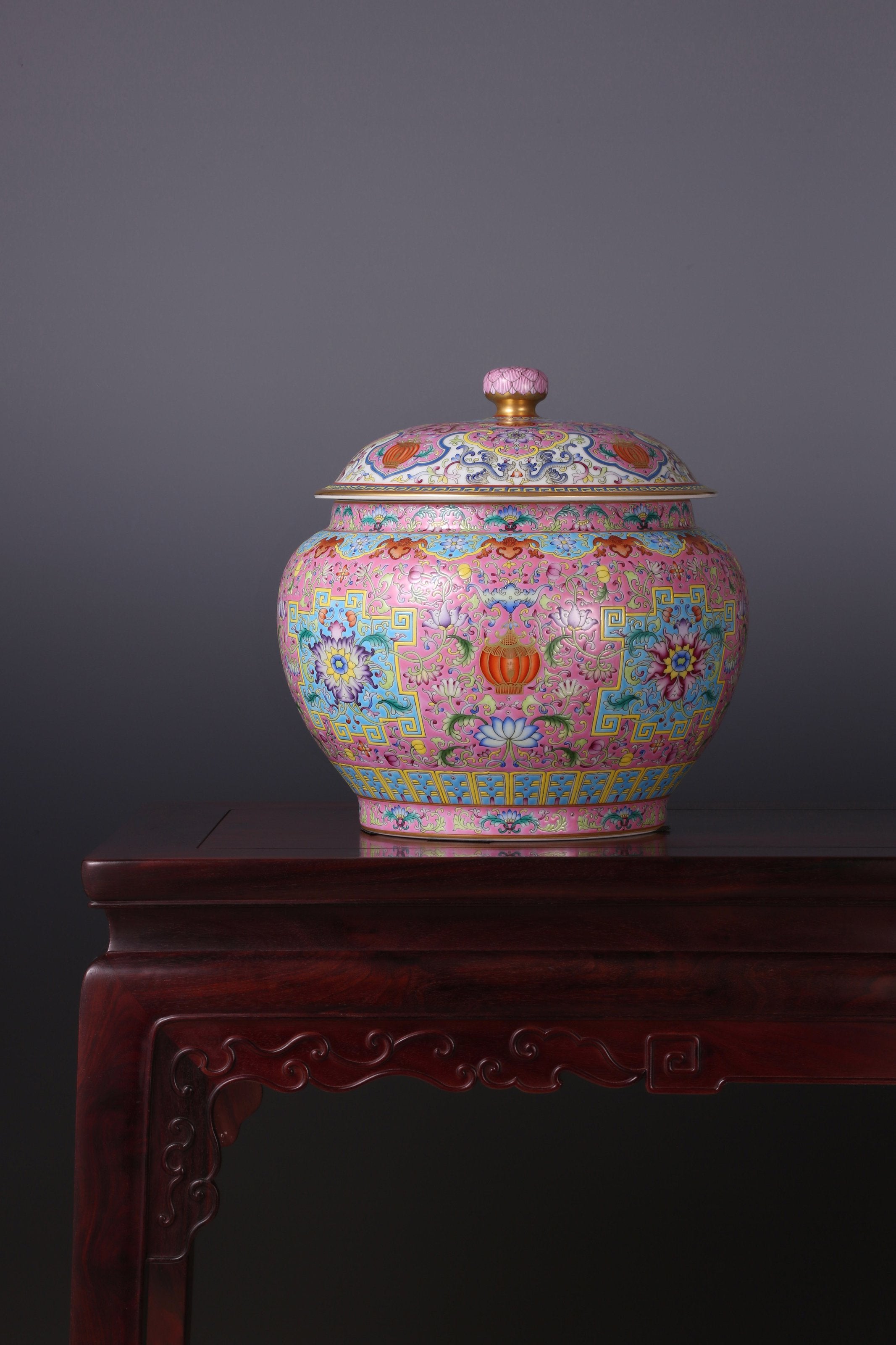 缠枝宝相花福寿大茶罐