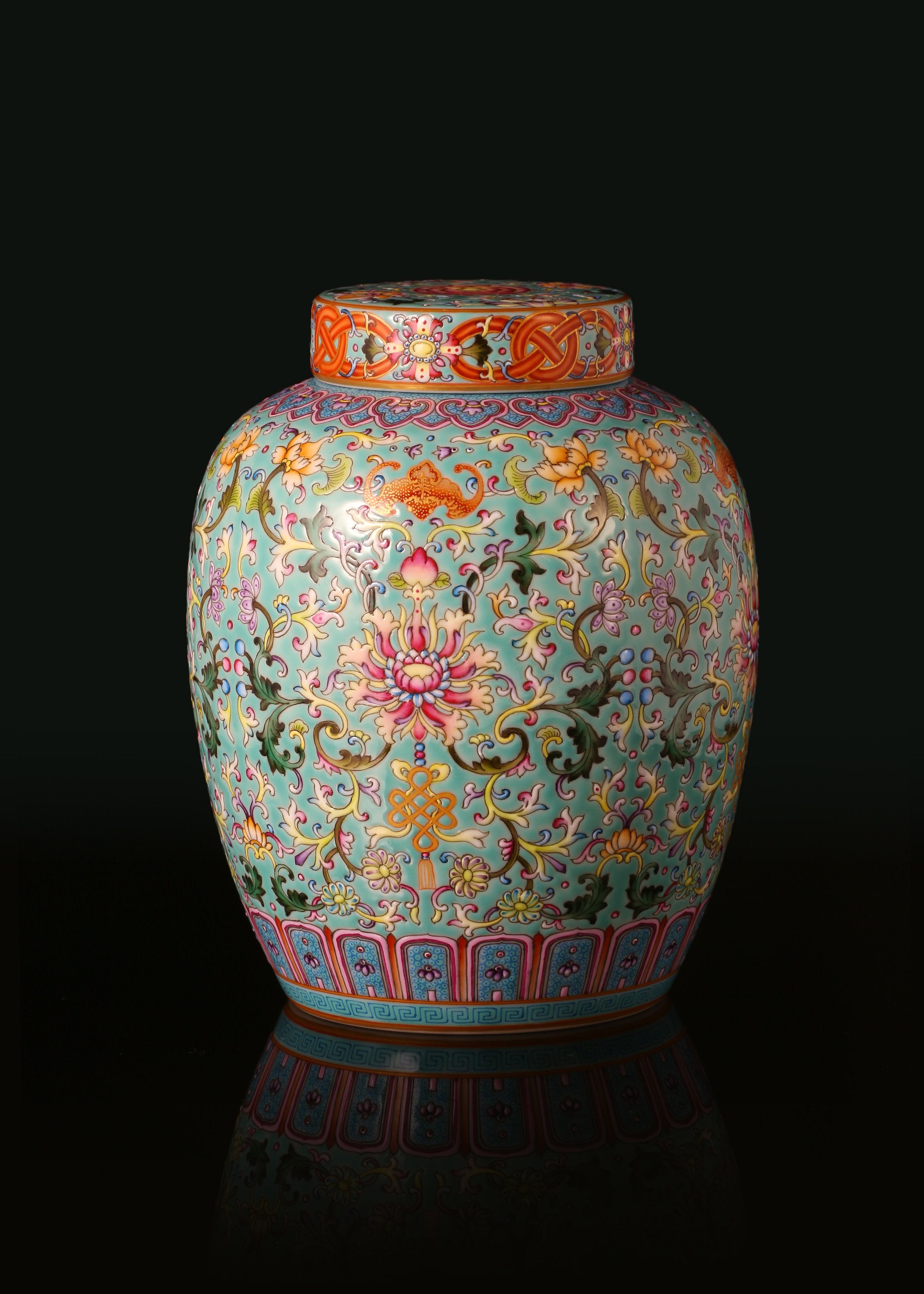 珐琅彩福运延绵天字罐