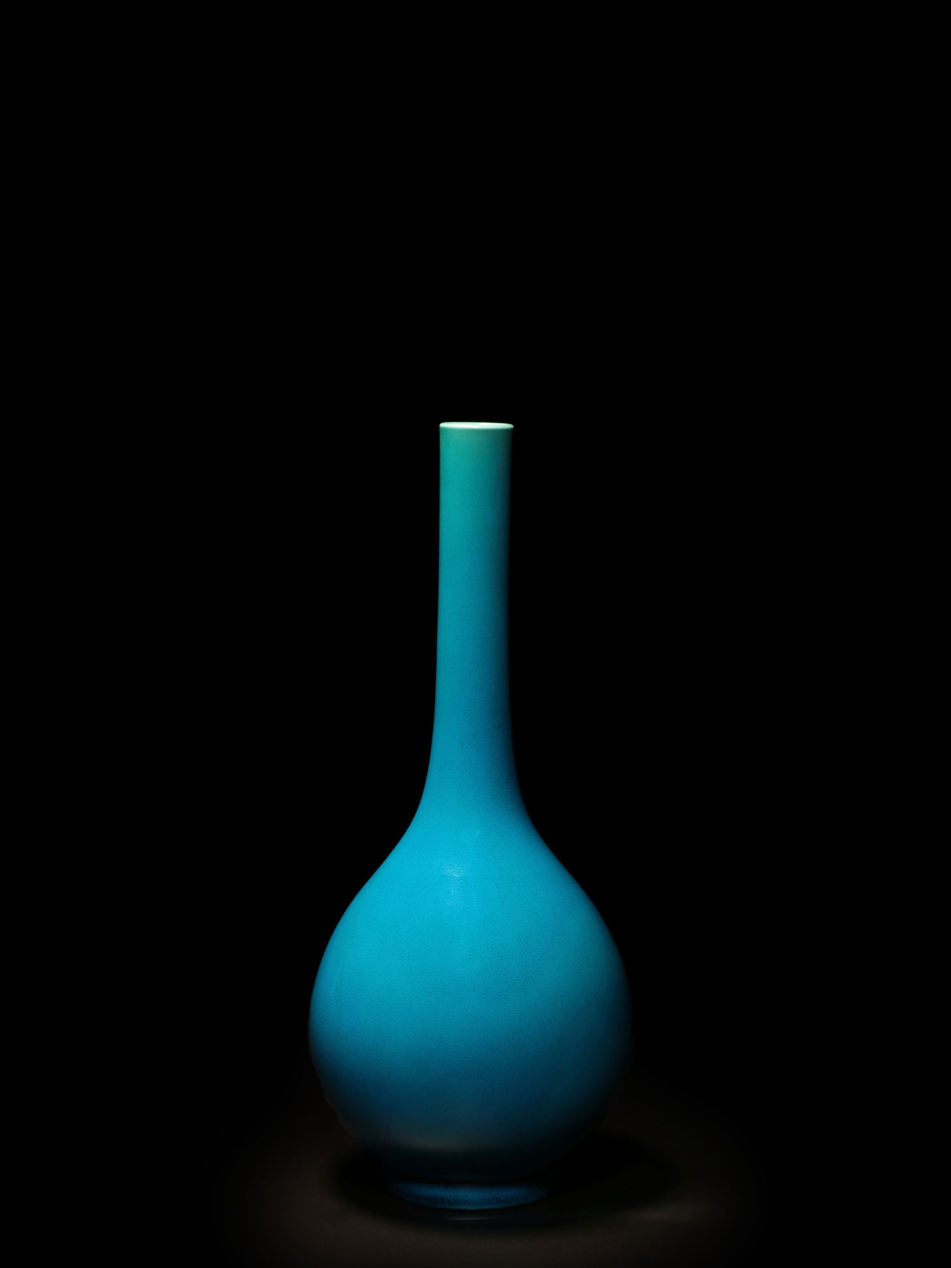法翠（孔雀蓝）胆瓶