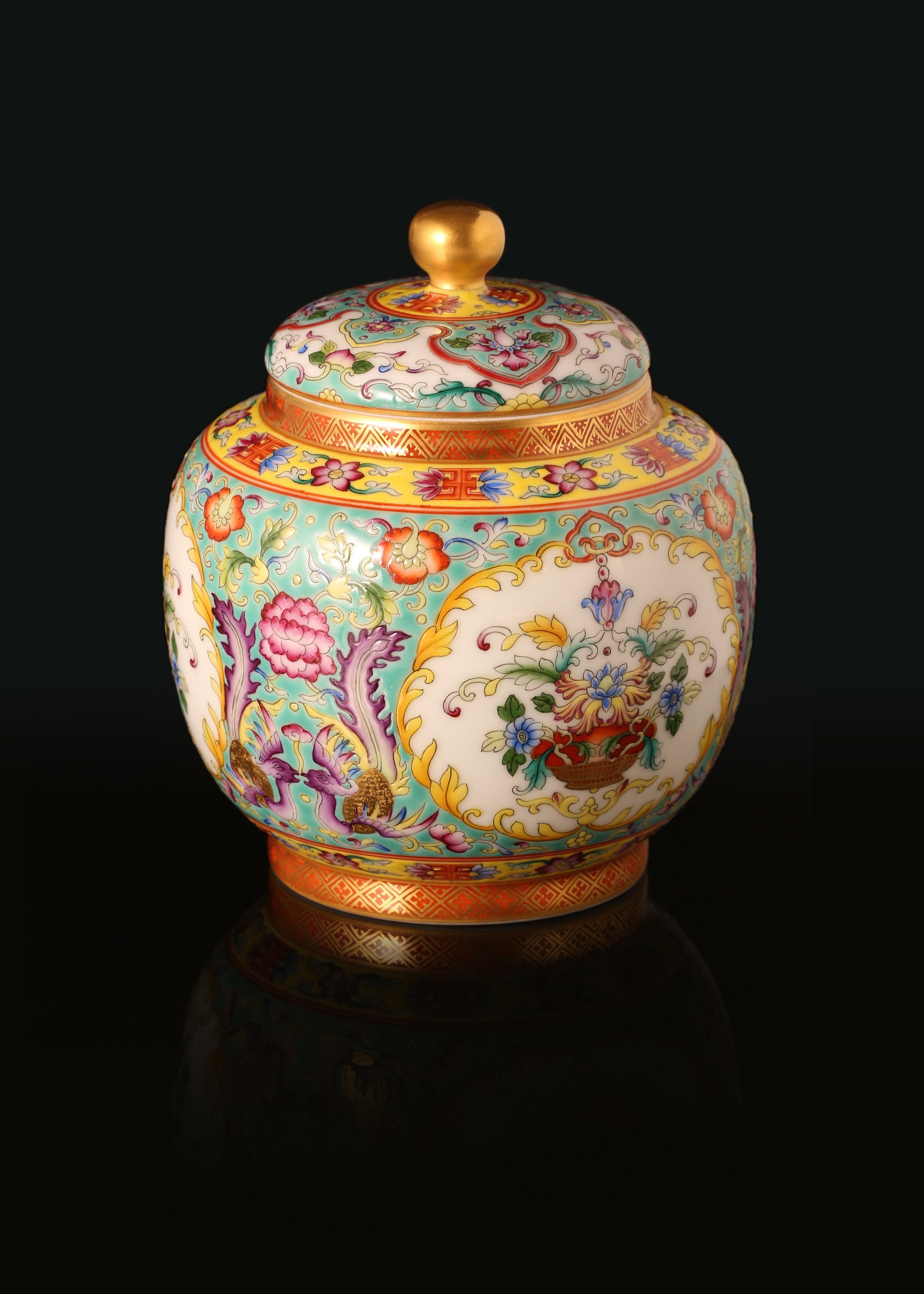 大雅斋珐琅彩花篮瑞凤茶叶罐