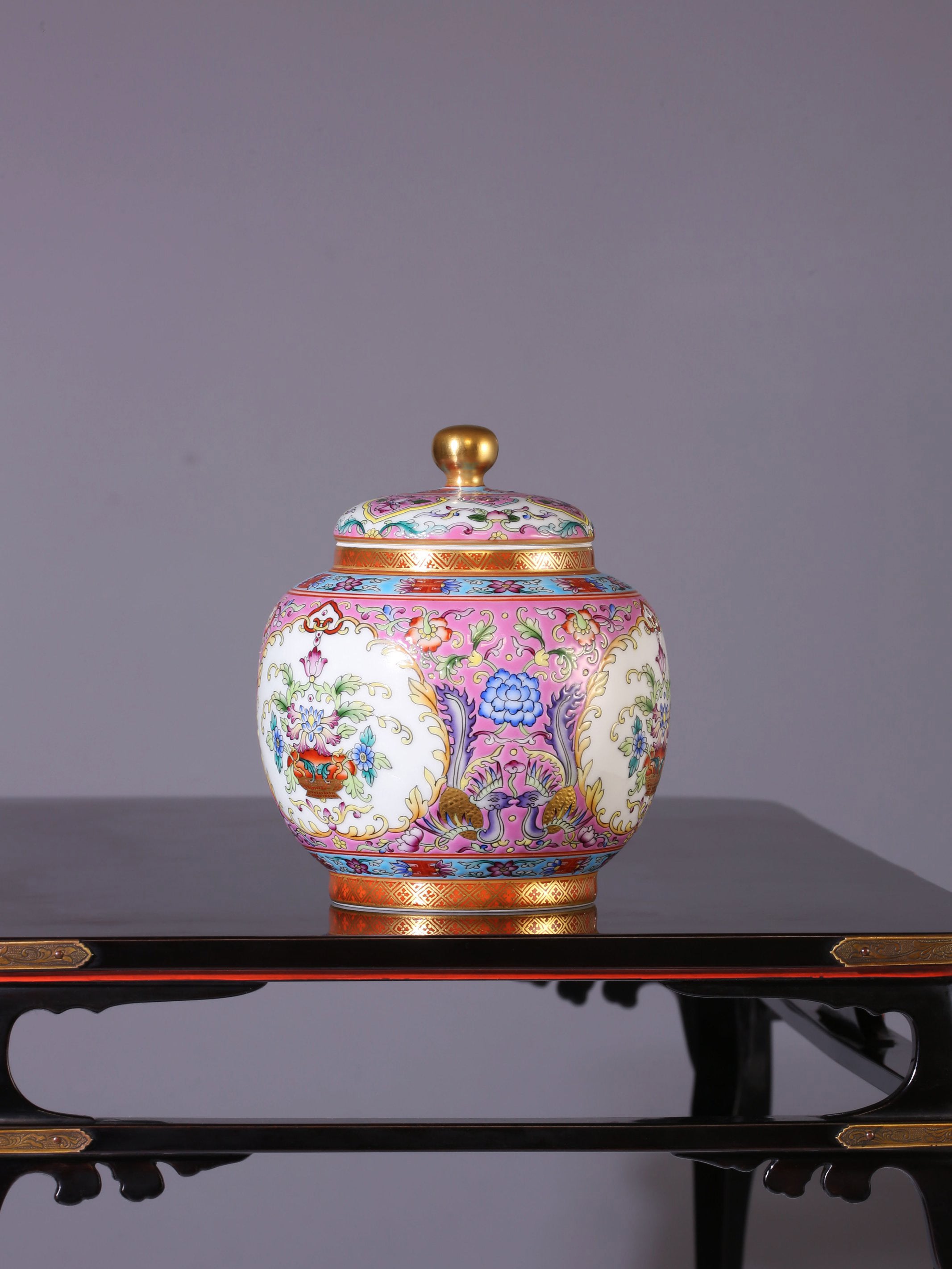 大雅斋珐琅彩花篮瑞凤茶叶罐